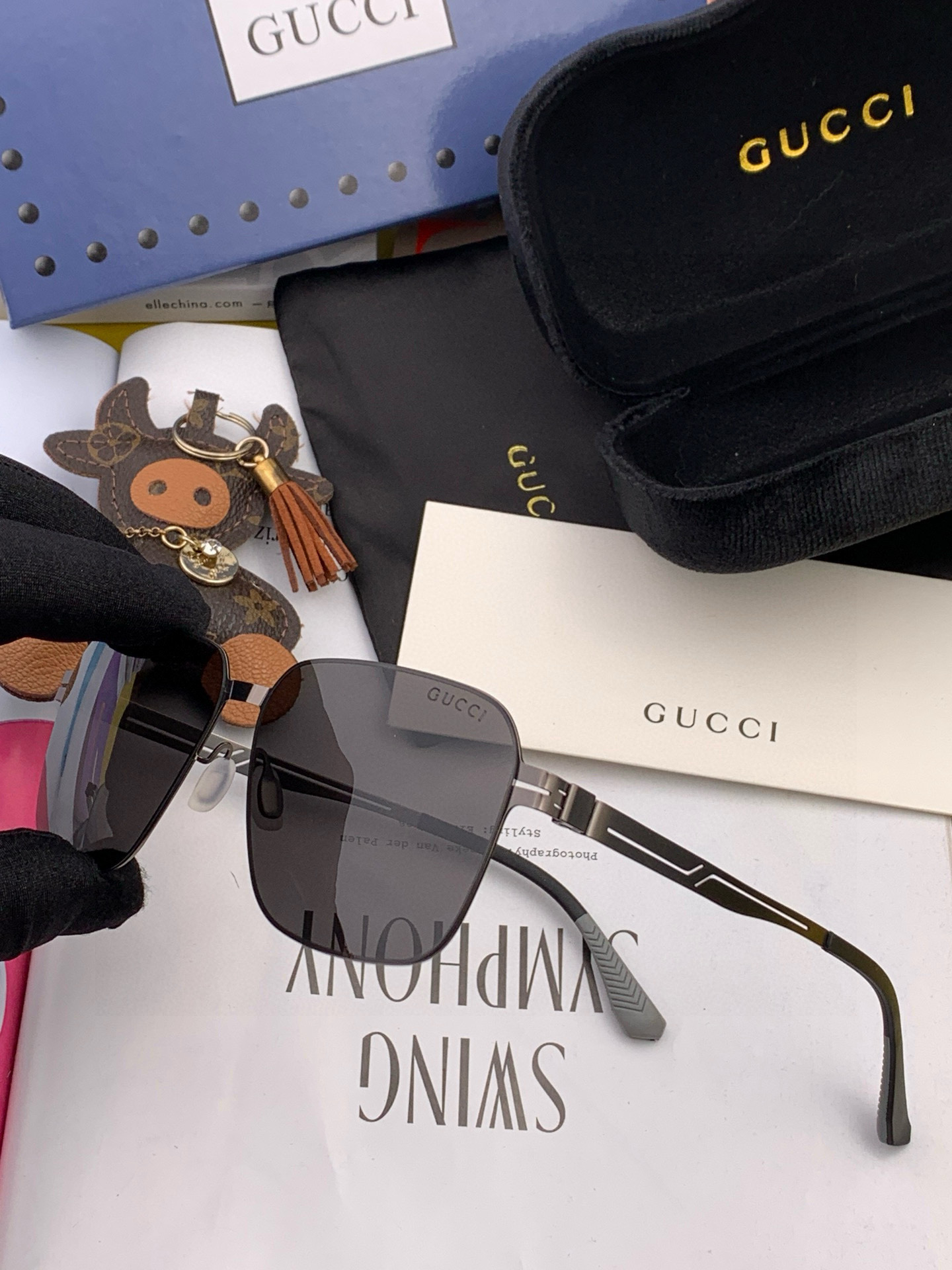 ♦️ GUCCI 2023新款男女情侣款太阳镜多边形墨镜iP电镀永不褪色 超轻超有弹性整幅眼镜无螺丝重要