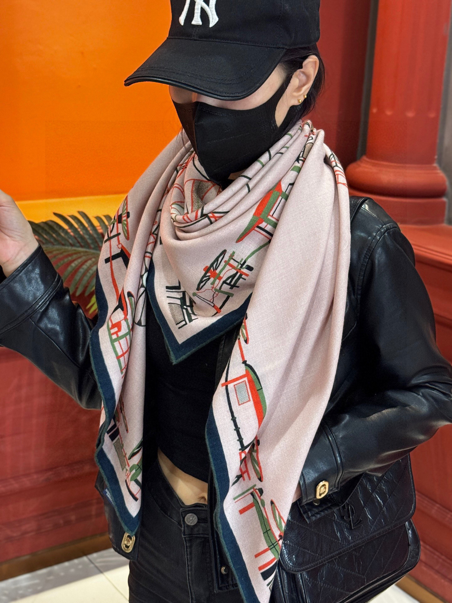 ✨✨HERMES 牛逼爆款 双面同色【马术的错综交叠140】【绝对顶级品质】💣超值回馈🎀绝对会尖叫的专柜