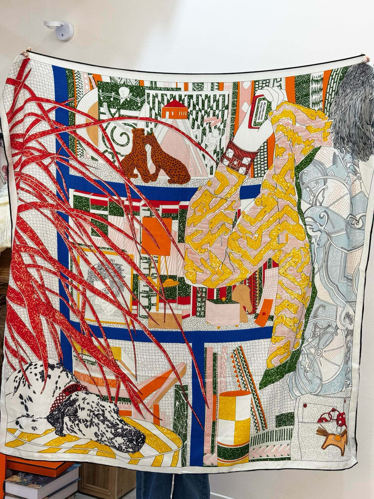 💟2025年秋冬抢先 上新💞【双面同色丝绒方巾】手工卷边山羊绒和真丝混纺披肩（70%羊绒，30%桑蚕丝）