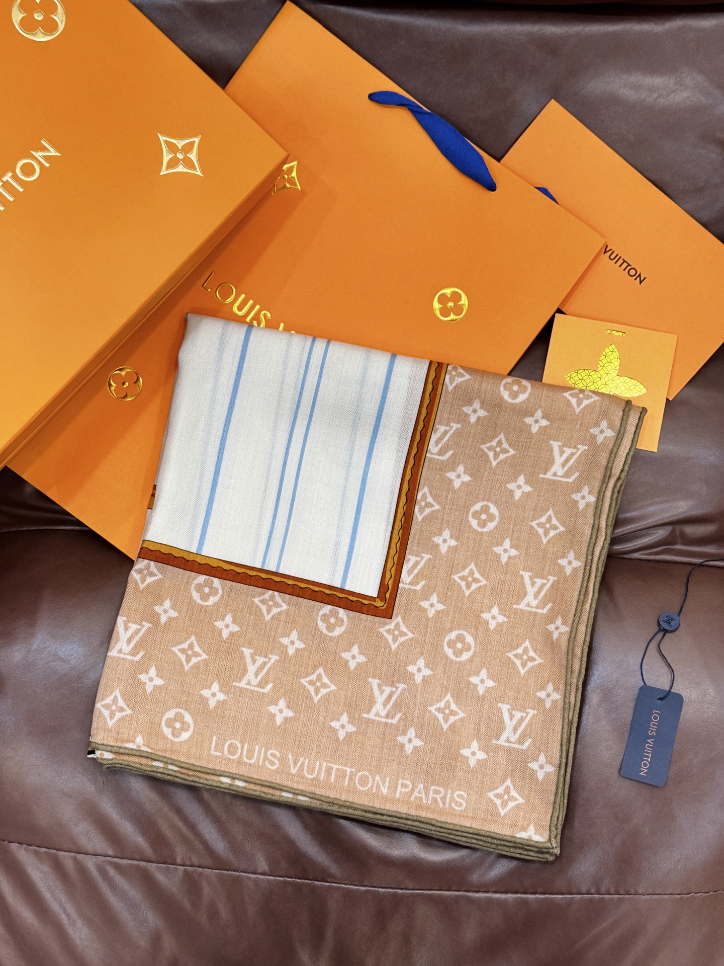 MY NEVERFULL 140丝绒方巾【140顶级丝绒双面同色】My Neverfull 丝绒方巾回溯