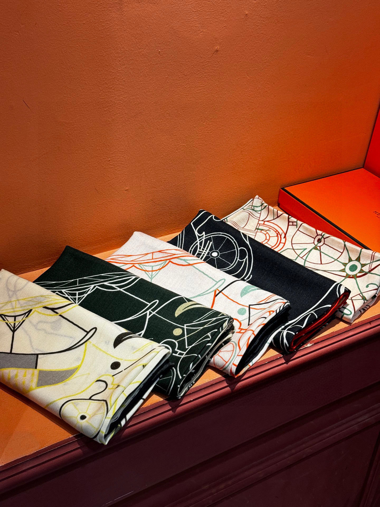 ✨✨HERMES 牛逼爆款 双面同色【马术的错综交叠140】【绝对顶级品质】💣超值回馈🎀绝对会尖叫的专柜