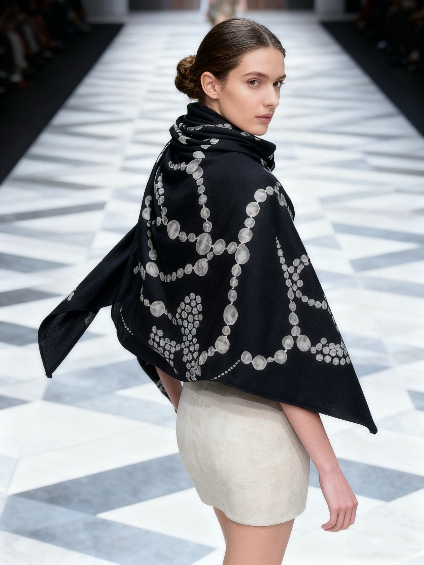 NO:574334,[CHANEL's new double-sided velvet square scarf of the same color] Gentle and demure, with pearly elegance!  The soft and smooth feeling is so comfortable that my heart melts!  Chanel's new velvet square scarf with classic pearl elements!  If you are knowledgeable, you will fall in love with this classic pearl series once you hold it in your hand!  The biggest advantage is that it is very, very encouraging!  !  !  !  It’s fashionable, feminine, stable, and not frivolous. It’s really super aura when worn with this style. The upper body effect is generous, decent and classy. The velvet design is really beautiful. The two colors are also very suitable for daily wear!  The real thing is beautiful!  High-end silk, soft fabric, fine printing and dyeing, high-end quality!  !  The soft and smooth feeling is very comfortable. Can be used in all seasons!  Size specification 140*140 Material 30% silk 70% cashmere high version scarf, high version scarf, chanel, real silk19860909【CHANEL新款 双面同色丝绒方巾】 温柔而娴静,珍珠优雅气质！柔软顺滑的感觉真的舒服到心都化了！Chanel经典珍珠元素新款丝绒方巾！懂货的拿在手里一看,就会爱死,经典珍珠系列！最大的优点就是非常非常抬人！！！！又时髦,又女人味,又稳,不轻佻.穿搭配这样的款,真的超级有气场.上身效果大方得体有档次.丝绒真心美爆了的设计 两个色也是非常适合日搭的配色！实物很美好！高端真丝,面料柔软,印染精细,高端品质！！柔软顺滑的感觉非常舒适.四季可用！ 尺寸规格140*140 材质30真丝70羊绒高版本围巾,高版本围巾,chanel,real silk,scarf