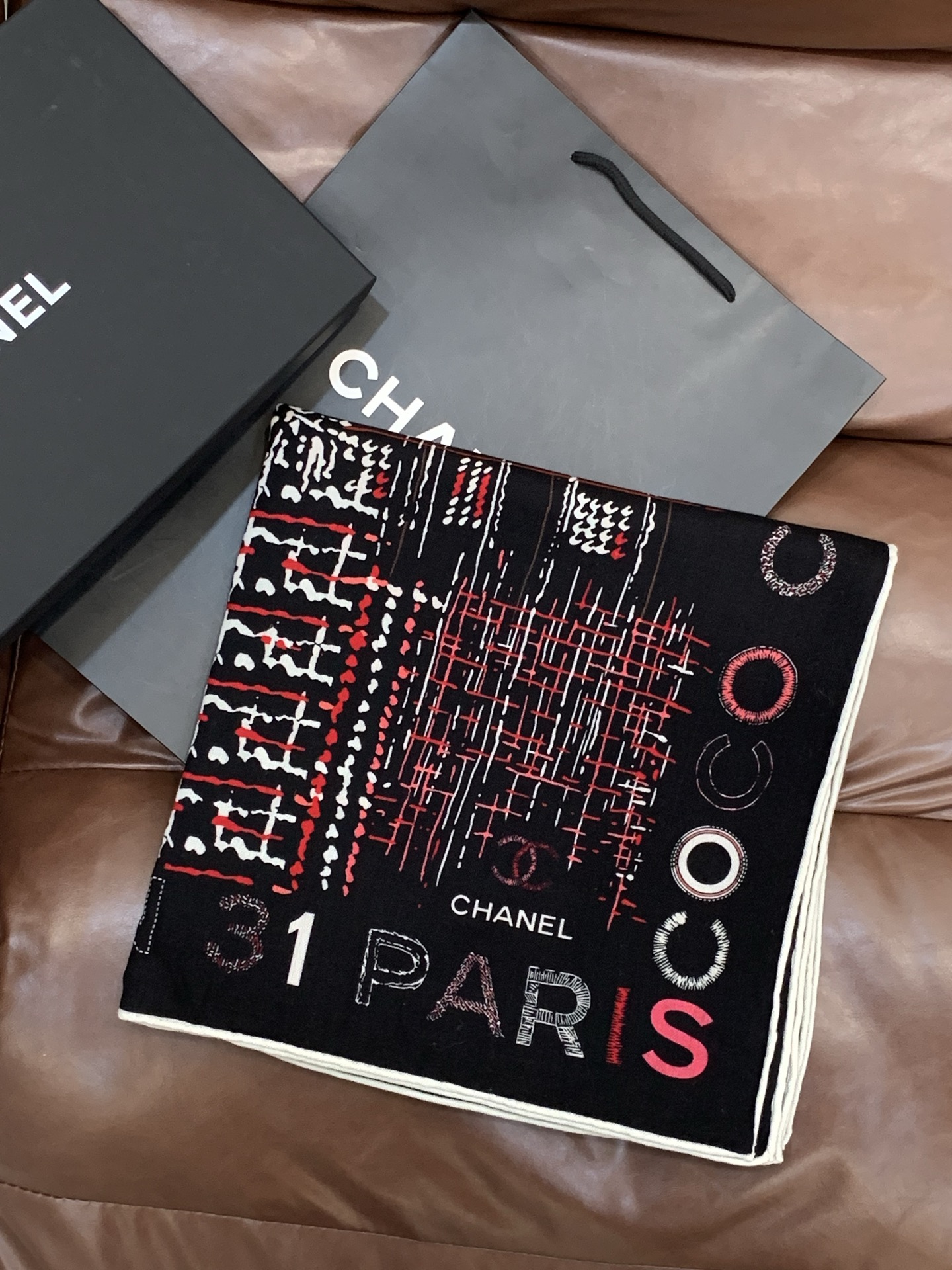 😘新款 💖🌟【康鹏街31号】羊绒方巾‼️抢‼️VIP推荐 ‼️👍下手一定要快【高端 大爱❤️女人尤物 货