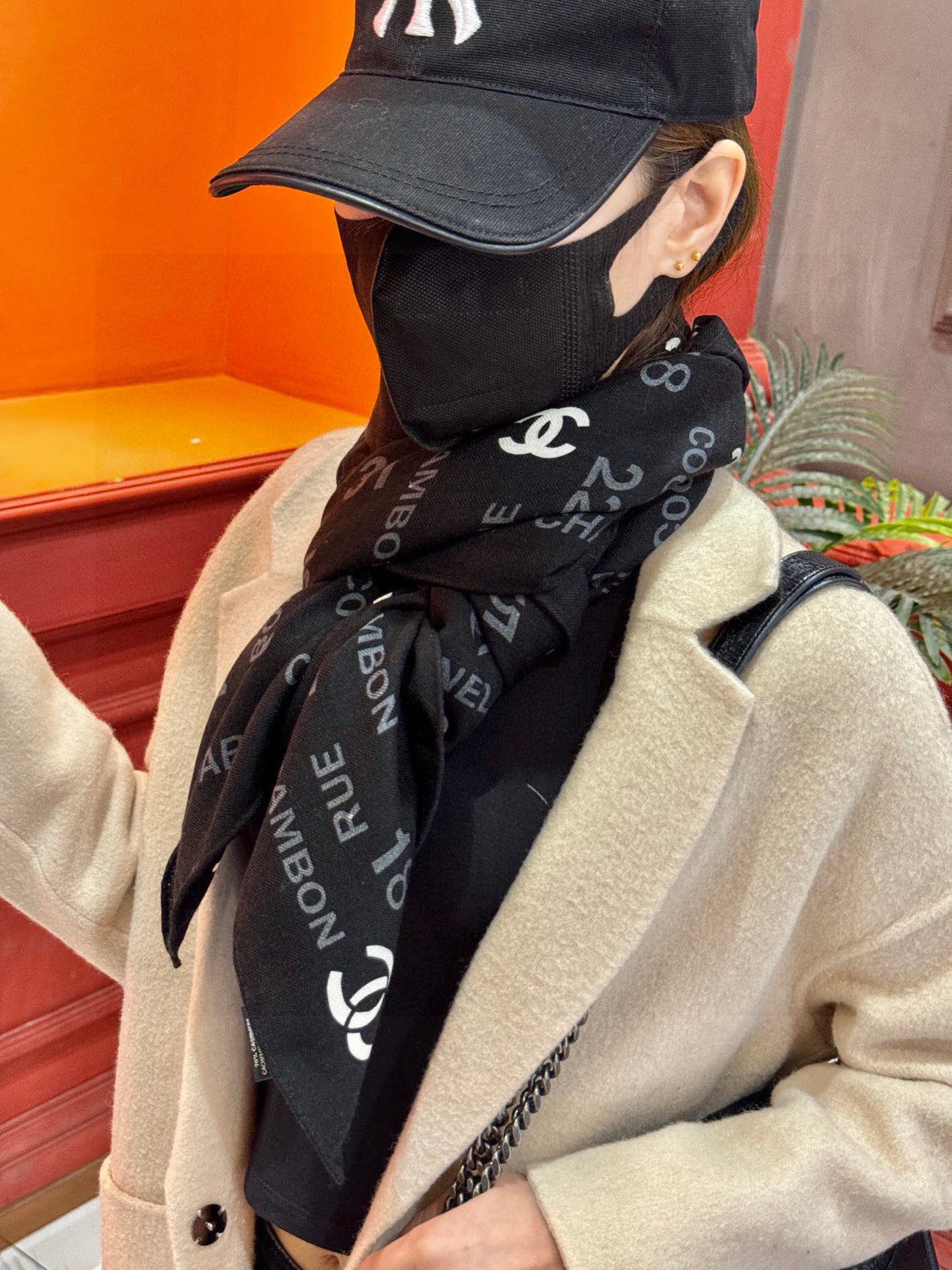 【升级双面同色 加密面料】 上新❤️ 140*140台版印花 黑白二色 高级都市新贵！山茶花的再一次邂逅