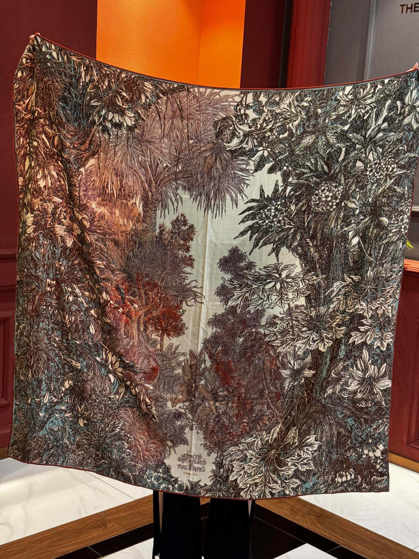 💟2025年秋冬抢先 上新💞【双面同色丝绒方巾】手工卷边山羊绒和真丝混纺披肩（70%山羊绒，30%桑蚕丝