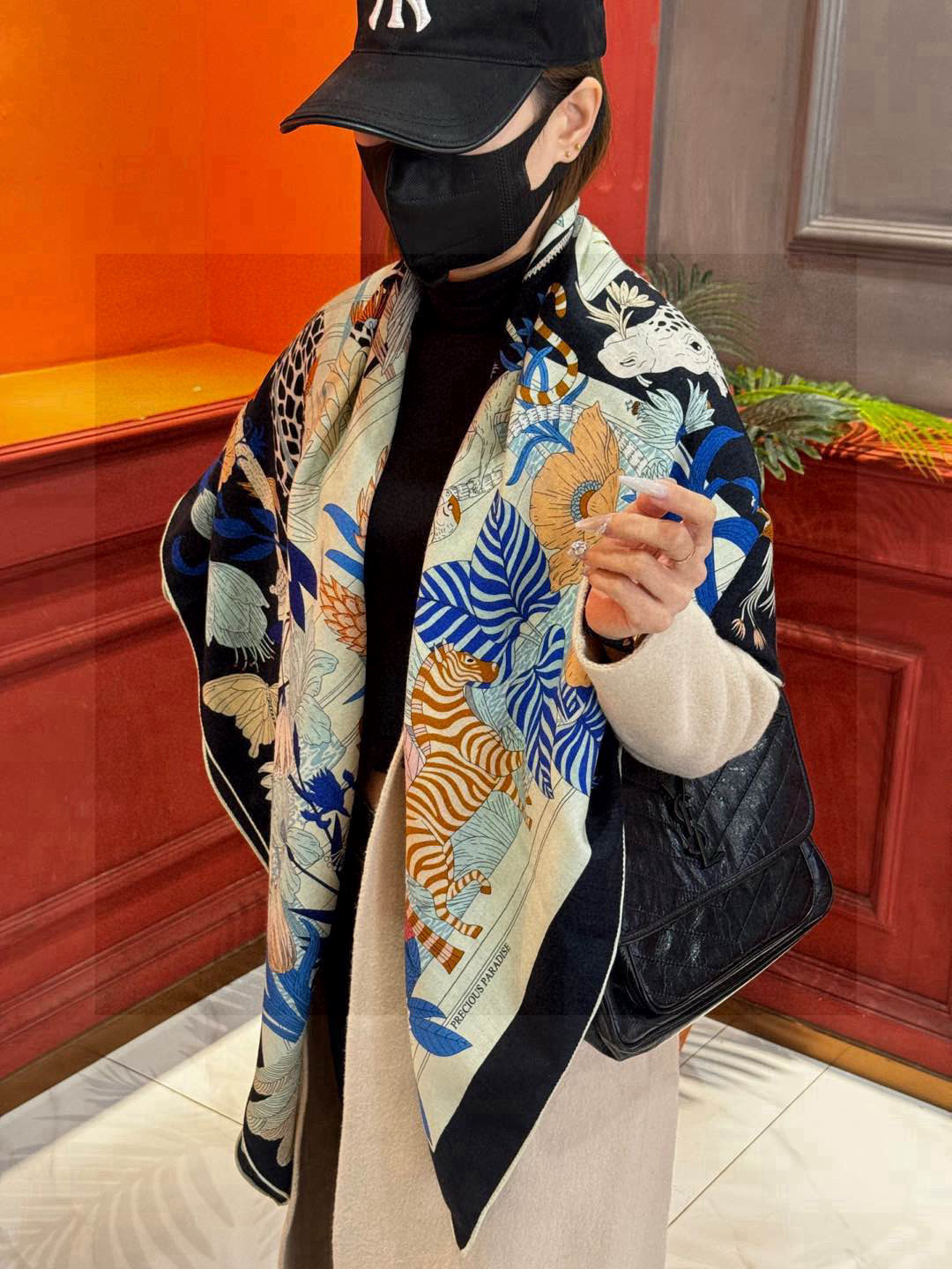 羊绒新款🆕👏买了都说好看‼️推荐💕爱马仕双面同色羊绒方巾，【奇珍乐园双面同色140】顶级工艺超值‼️爱马