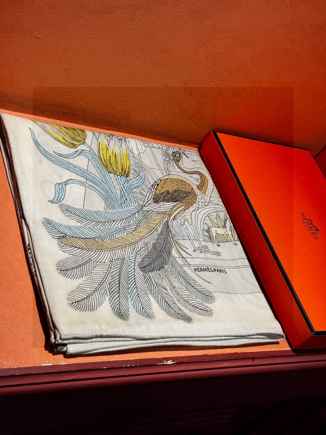 羊绒新款🆕👏买了都说好看‼️推荐💕爱马仕双面同色羊绒方巾，【奇珍乐园双面同色140】顶级工艺超值‼️爱马