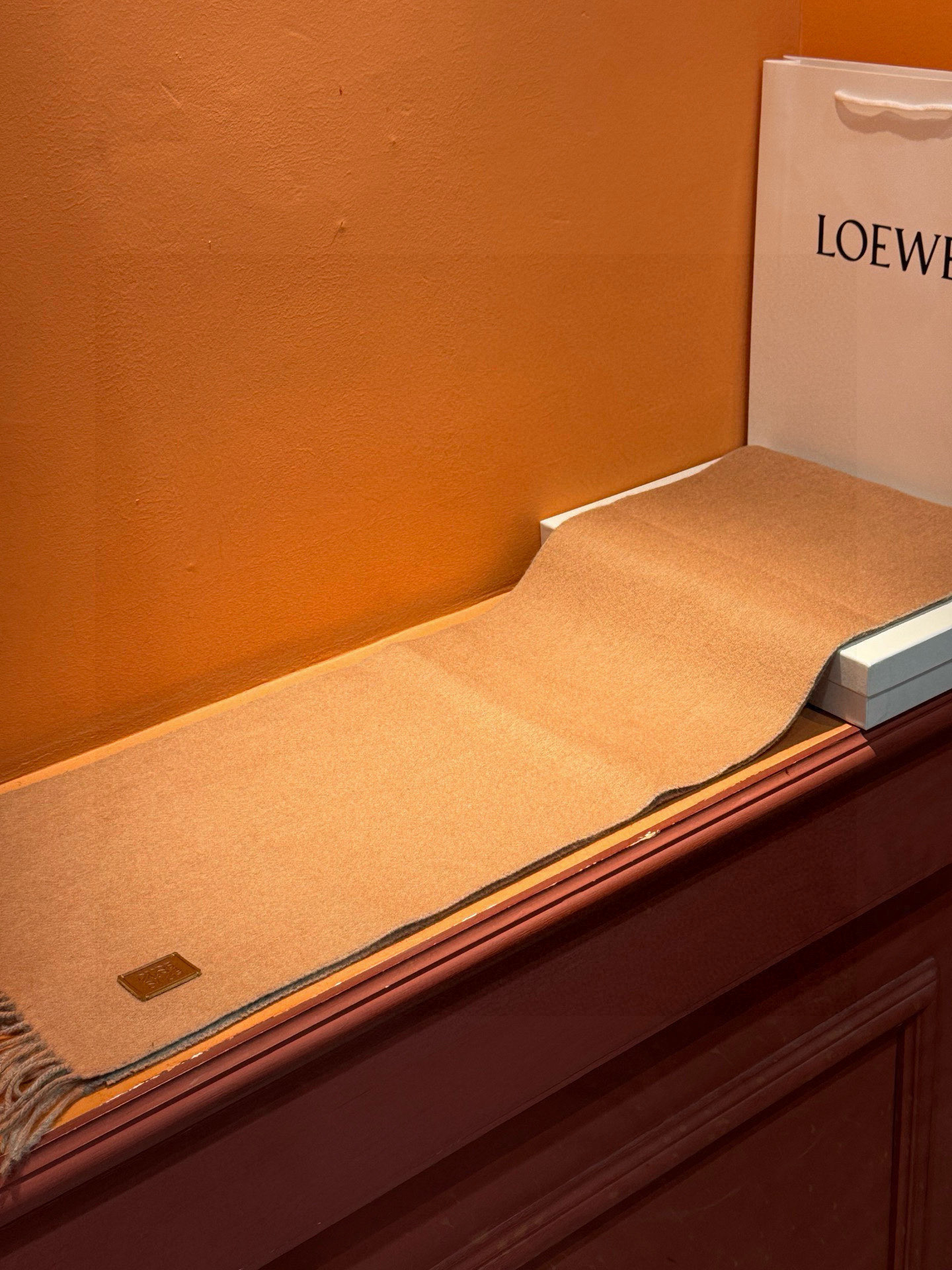 ✨✨太美了😍罗意威 情侣款 美到要尖叫😱专柜最新款🎊英伦欧美范儿 又是一款即时尚又实用的大围巾&长巾，🎆