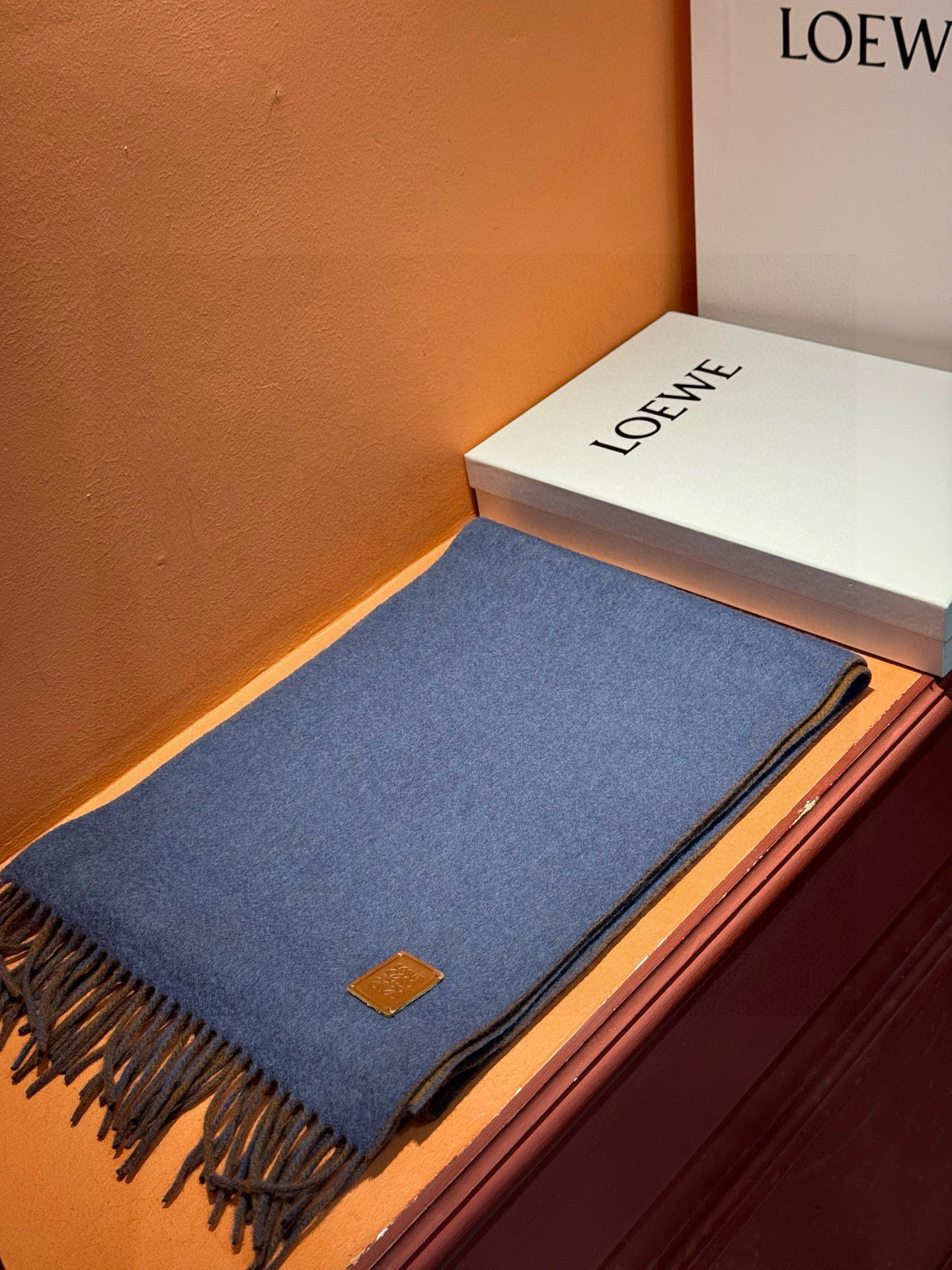 ✨✨太美了😍罗意威 情侣款 美到要尖叫😱专柜最新款🎊英伦欧美范儿 又是一款即时尚又实用的大围巾&长巾，🎆