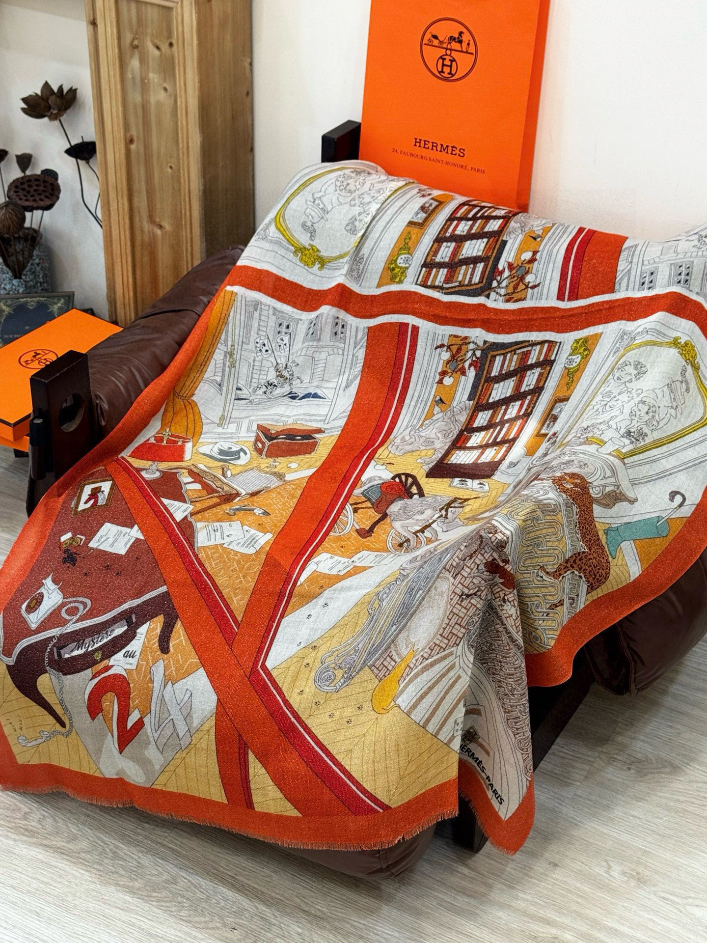 会发光发亮的围巾 爱马仕 专柜同步 买了都说好看羊绒印花‼️推荐💕顶级工艺超值‼️爱马仕专柜爆款🎁🎁羊绒