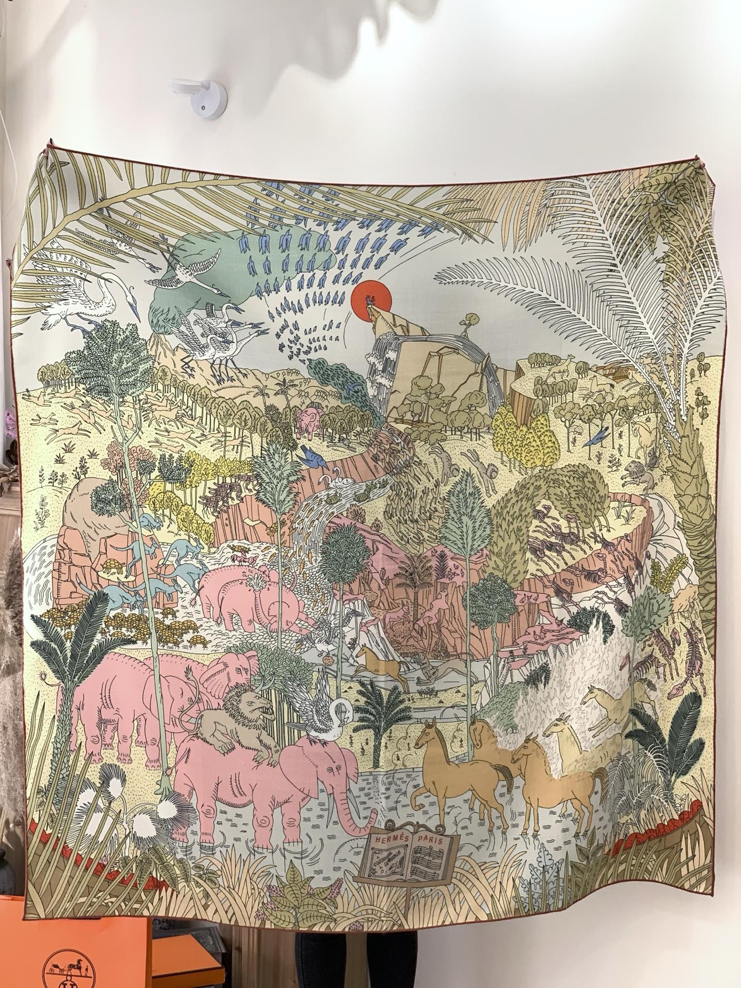 爱马仕～秋冬搭配利器❗️顶级双面同色真丝羊绒披肩！！1条等于2条】点睛精彩，图案和配色都超级喜欢，又一款