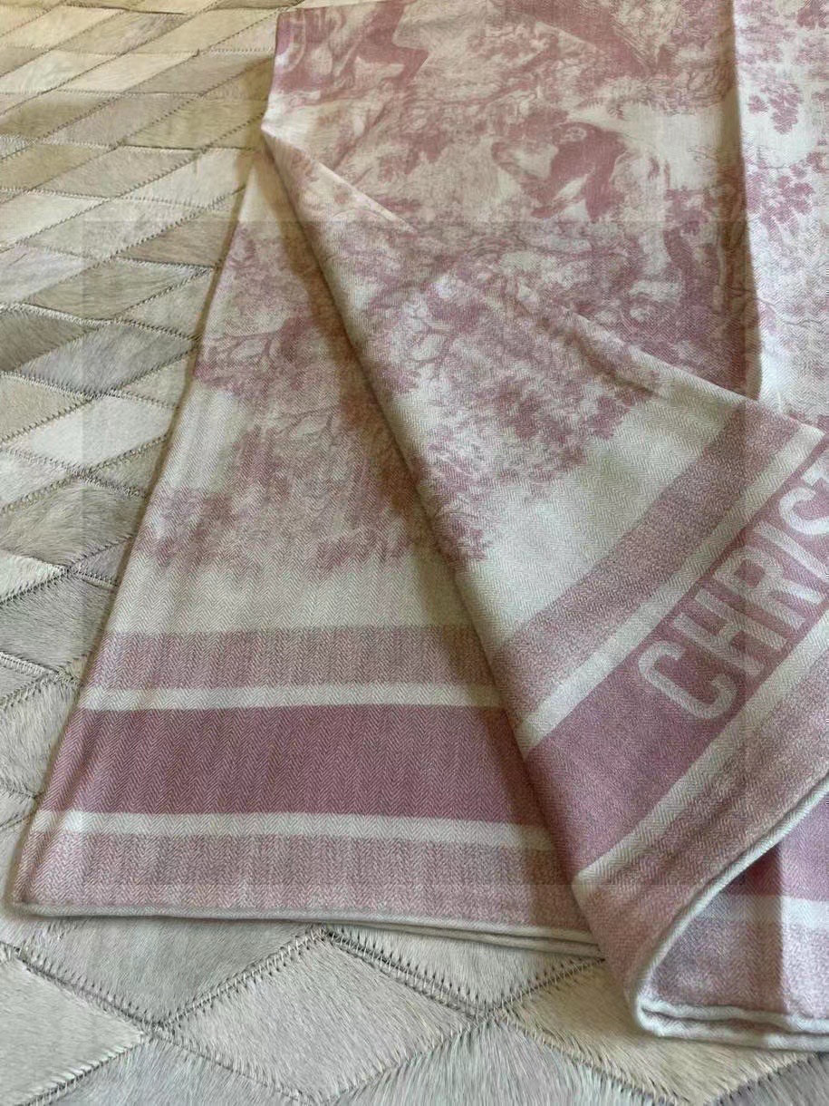 Dior ❤【️巴黎地图】黄金尺寸110*110双面同色丝绒方巾 不爱140繁复尺寸的姐妹可以选择110