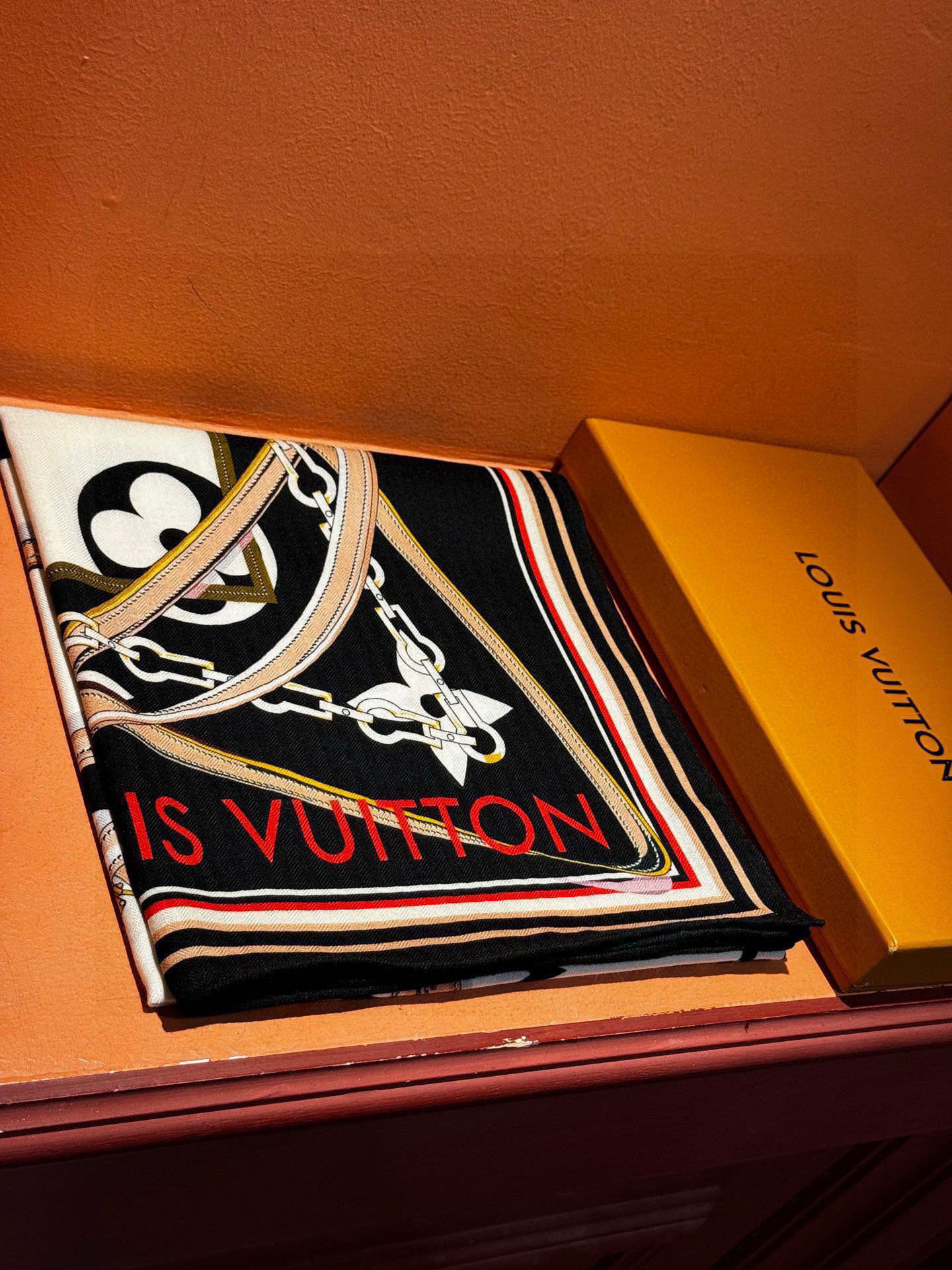 上新❤️ MONOGRAM JACQUARD DENIM140丝绒 方巾 【高定版 双面同色】有些款式他