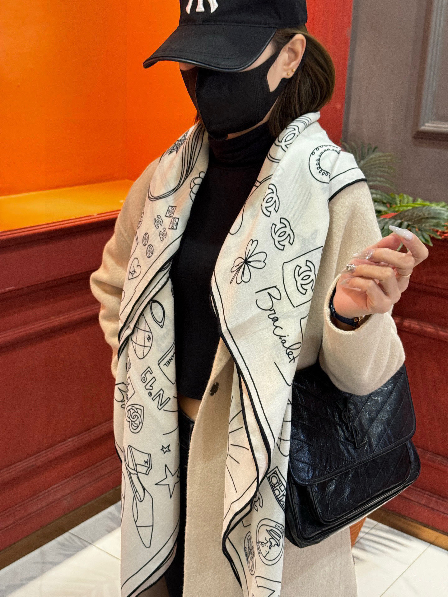 【升级双面同色 加密面料】 上新❤️ 140*140台版印花 黑白二色 高级都市新贵！山茶花的再一次邂逅