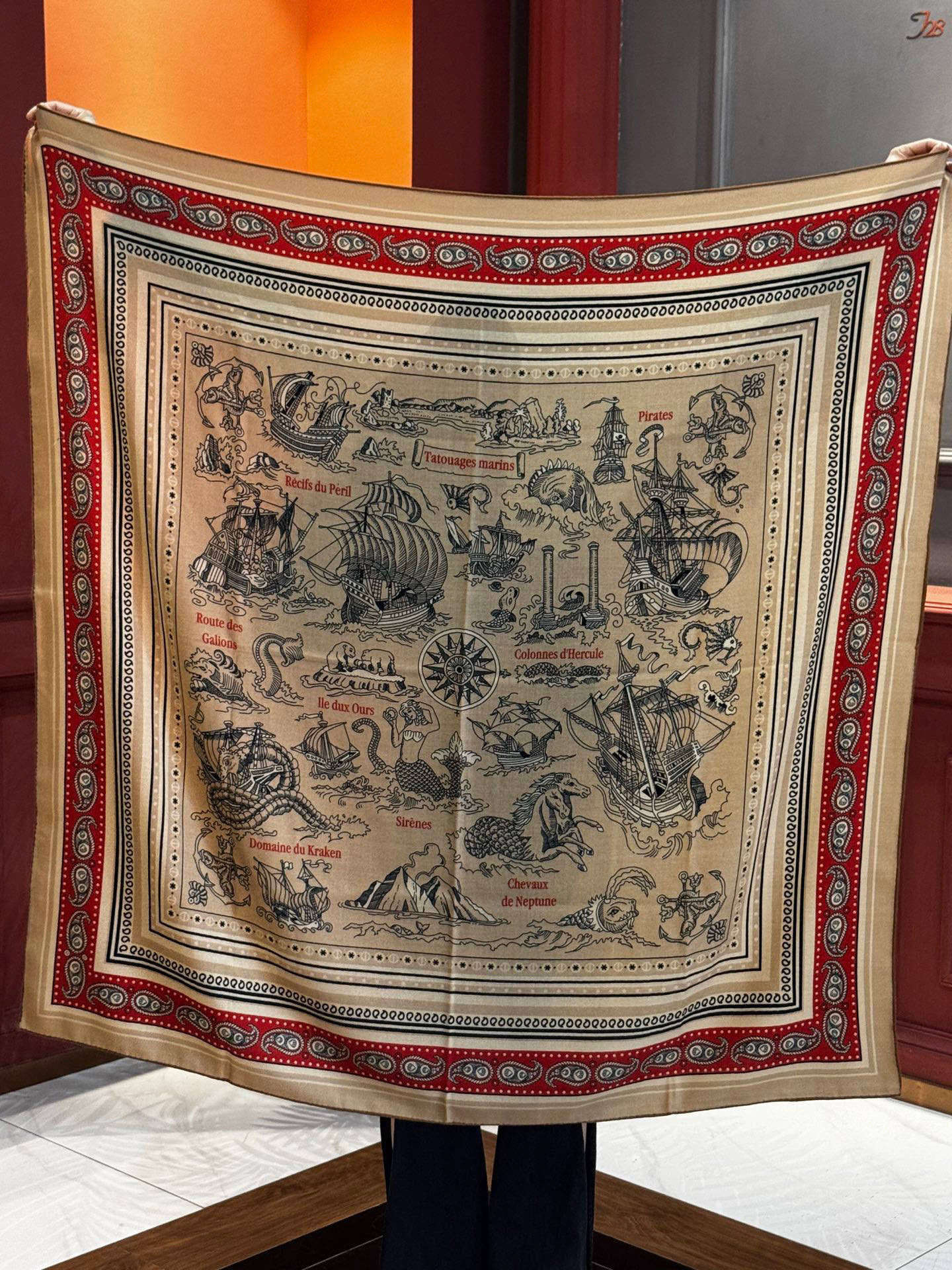 💟2025年秋冬抢先 上新💞【双面同色丝绒方巾】手工卷边山羊绒和真丝混纺披肩（70%山羊绒，30%桑蚕丝