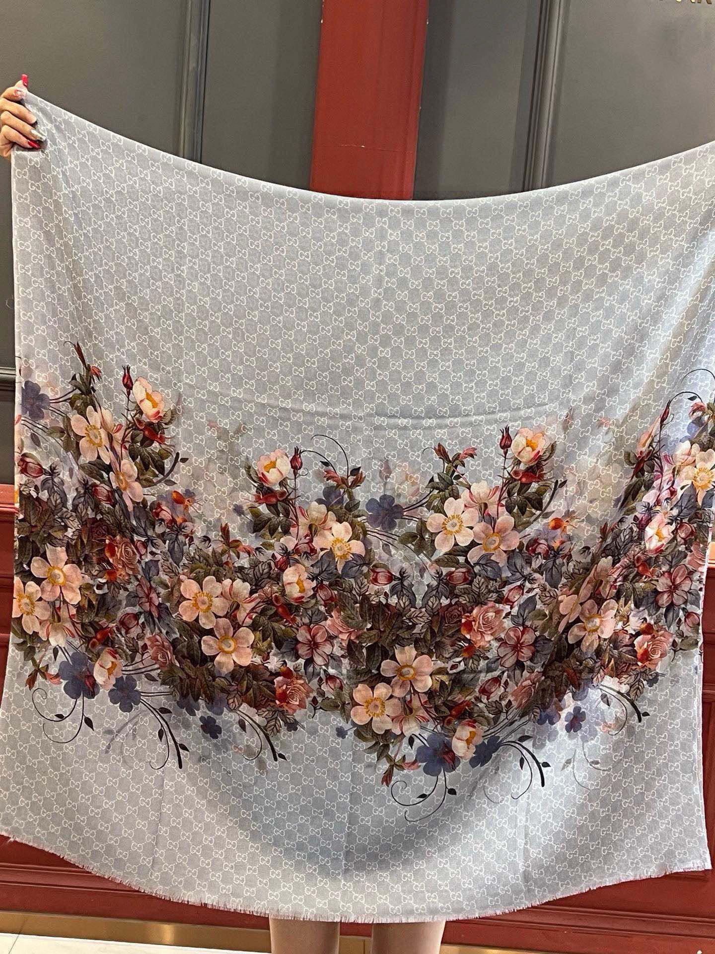 💟秀外慧中，美到过分❗️上身效果疯狂的喜欢❗️Gucci New~300支高端戒指绒！真心美爆了的设计，