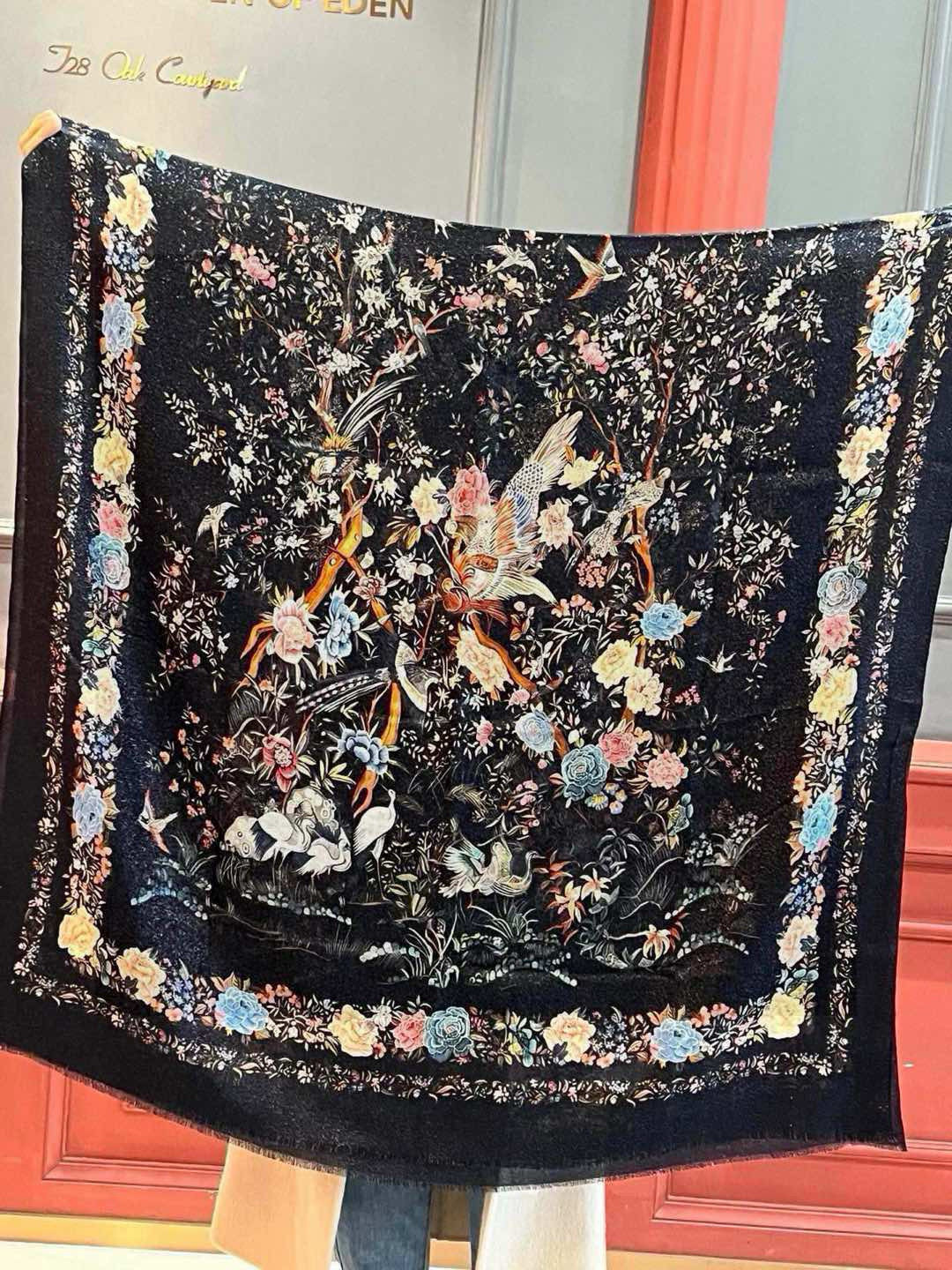 ✨✨【金银丝款】Dior专柜款～就是告诉大家这款必须收～上新🆕❤️ 新款长羊绒😍专柜同步🌈✨这个size