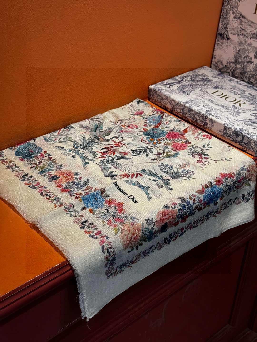 ✨✨【金银丝款】Dior专柜款～就是告诉大家这款必须收～上新🆕❤️ 新款长羊绒😍专柜同步🌈✨这个size