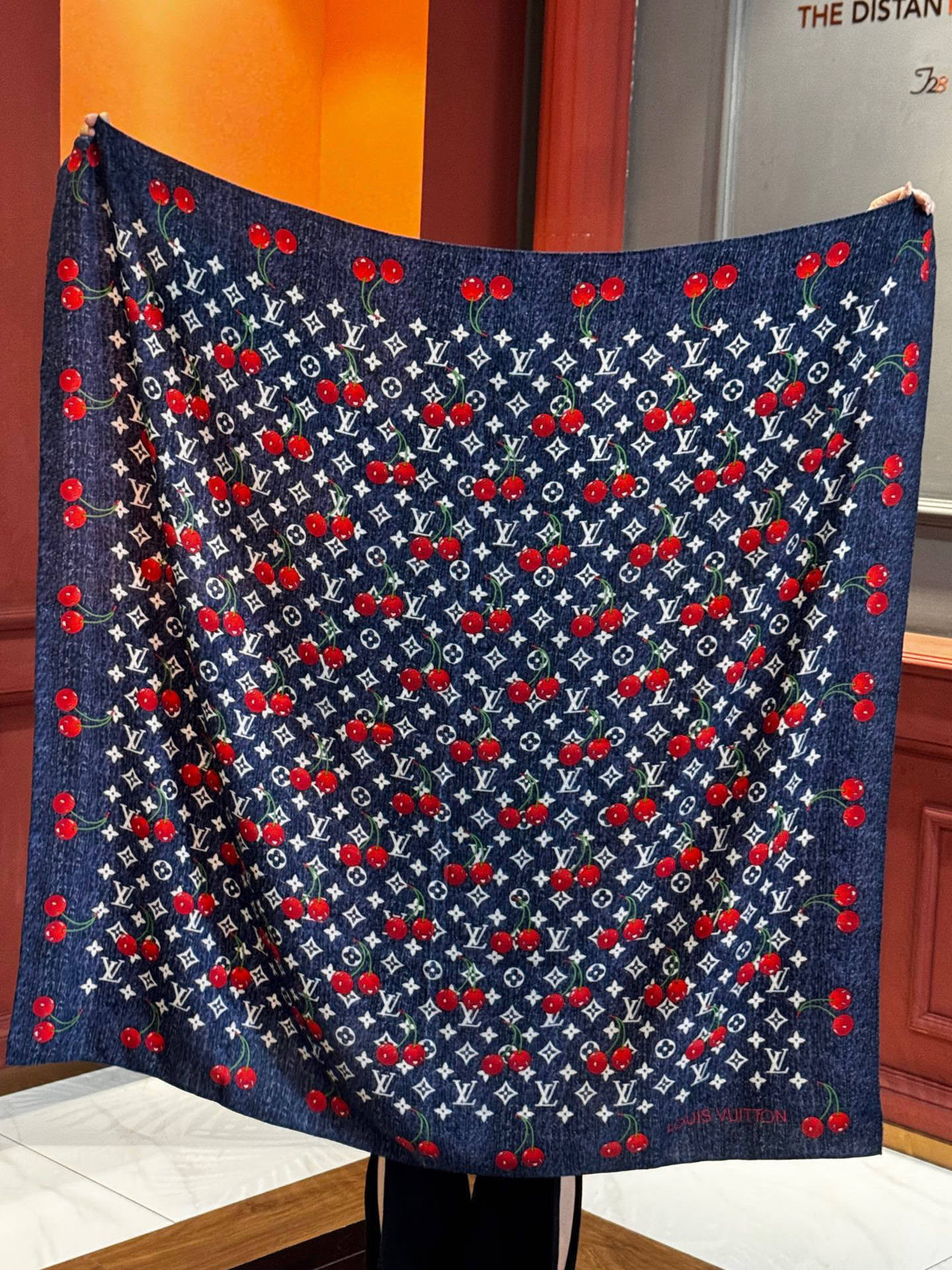 LV X TM MONOGRAMCERISE 140丝绒方巾【140双面丝绒同色】LV × TM Mon