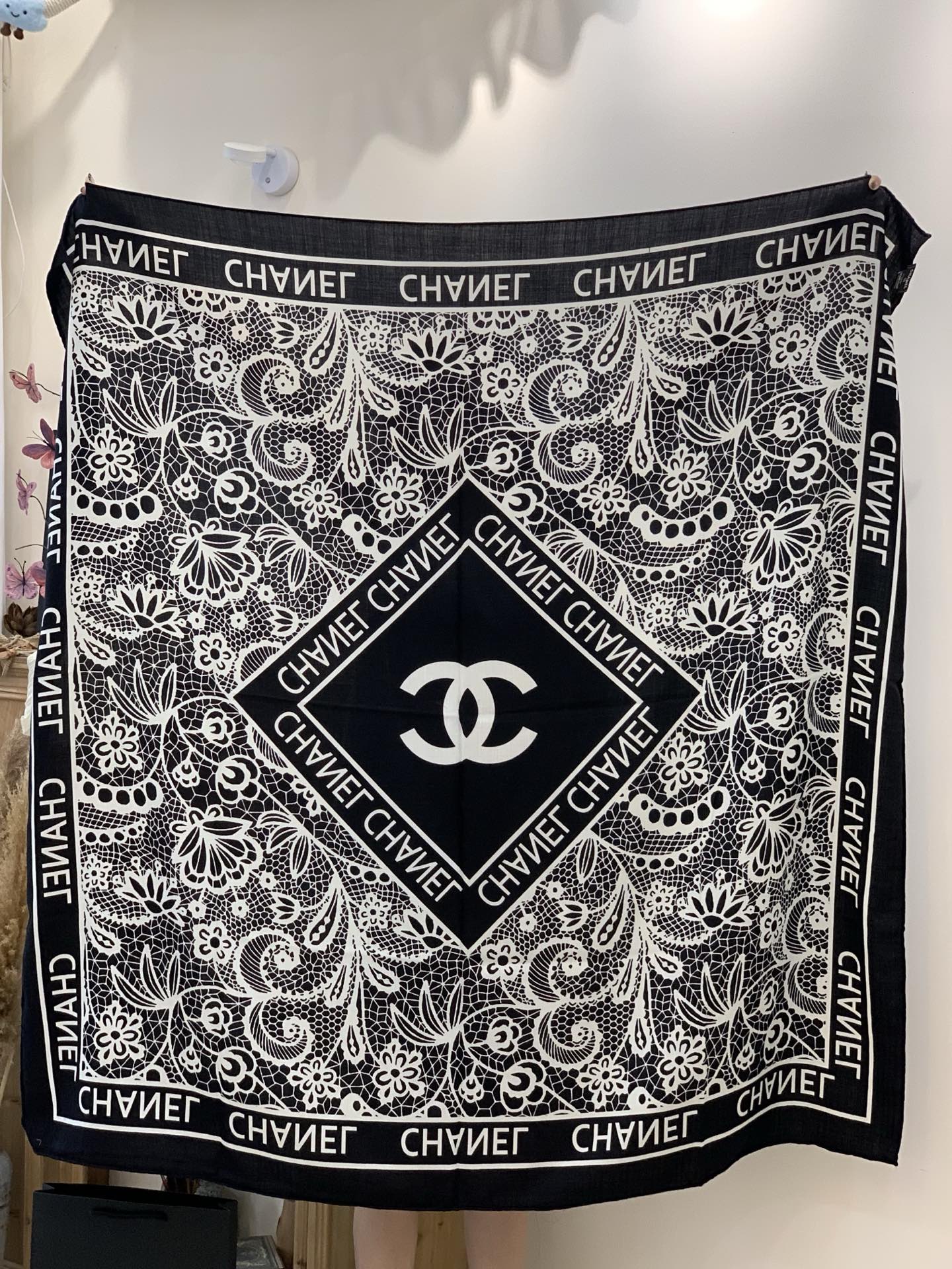 Chanel 25s秋冬新品～【140顶级丝绒双面同色披肩】25s 秋冬披肩设计真的好有突破格优雅甜美感