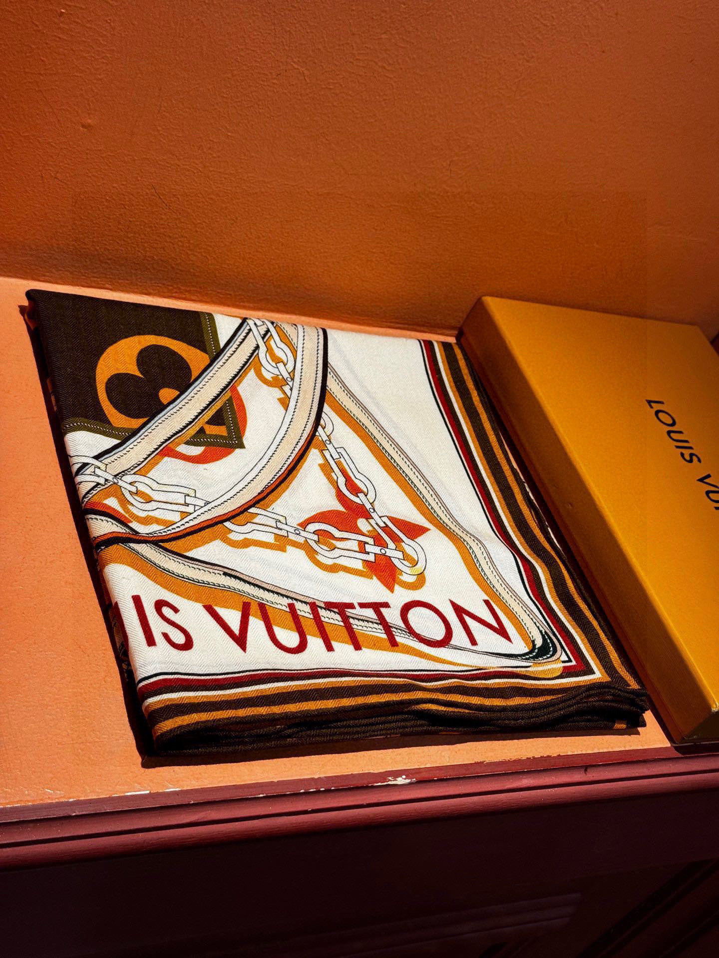 上新❤️ MONOGRAM JACQUARD DENIM140丝绒 方巾 【高定版 双面同色】有些款式他