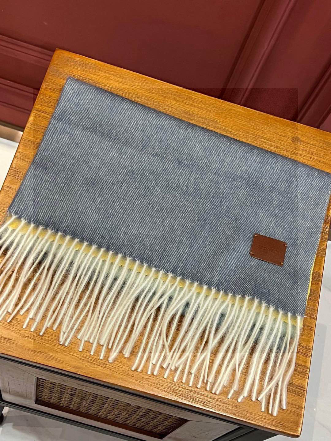 ✨✨太美了😍 爱马仕 情侣款 美到要尖叫😱专柜最新款🎊英伦欧美范儿「多色渐变」又是一款即时尚又实用的大围