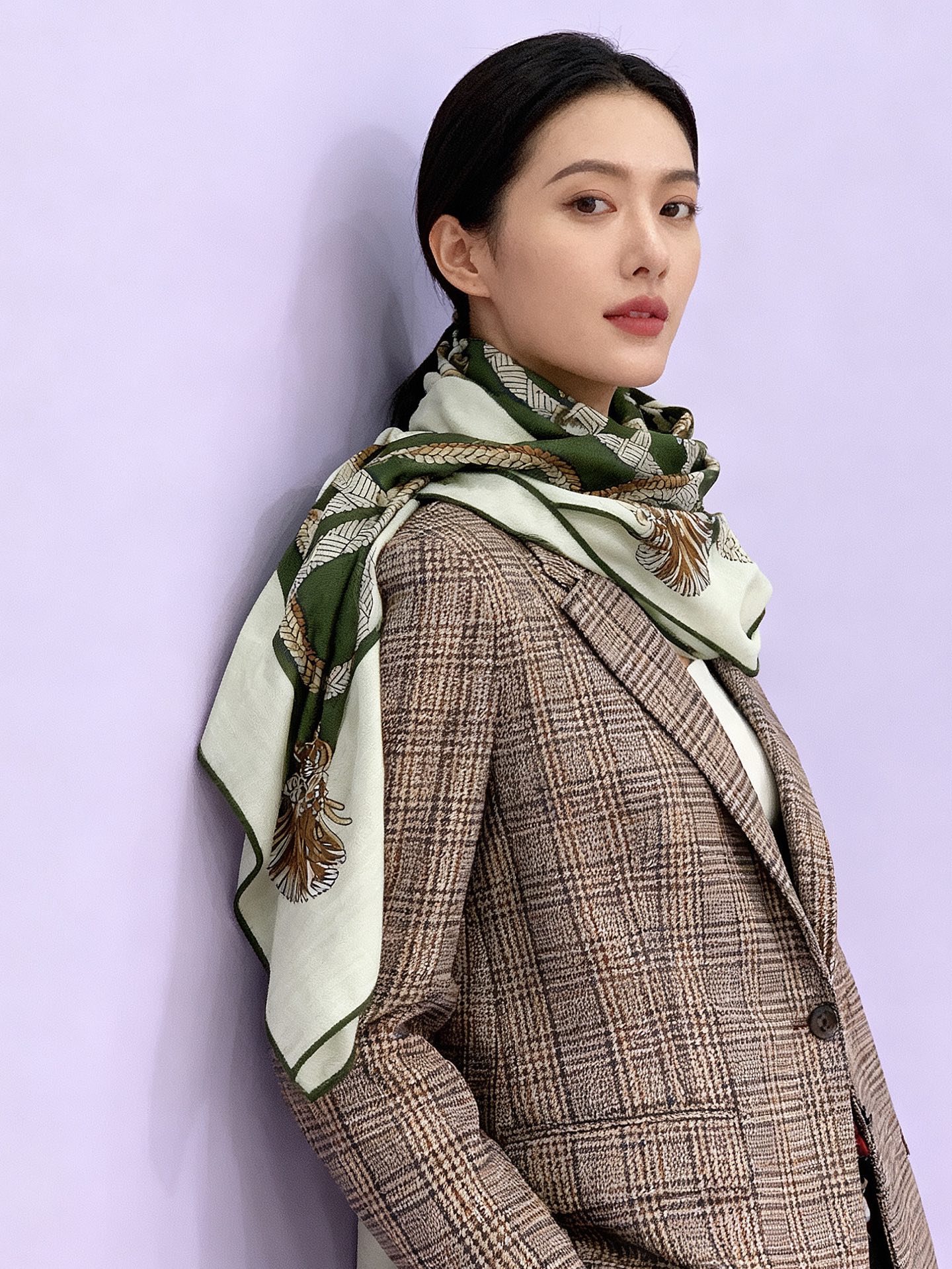 💟2025年秋冬上新💞【双面同色丝毛方巾】手工卷边山羊绒和真丝混纺披肩（70%山羊绒，30%桑蚕丝）这款