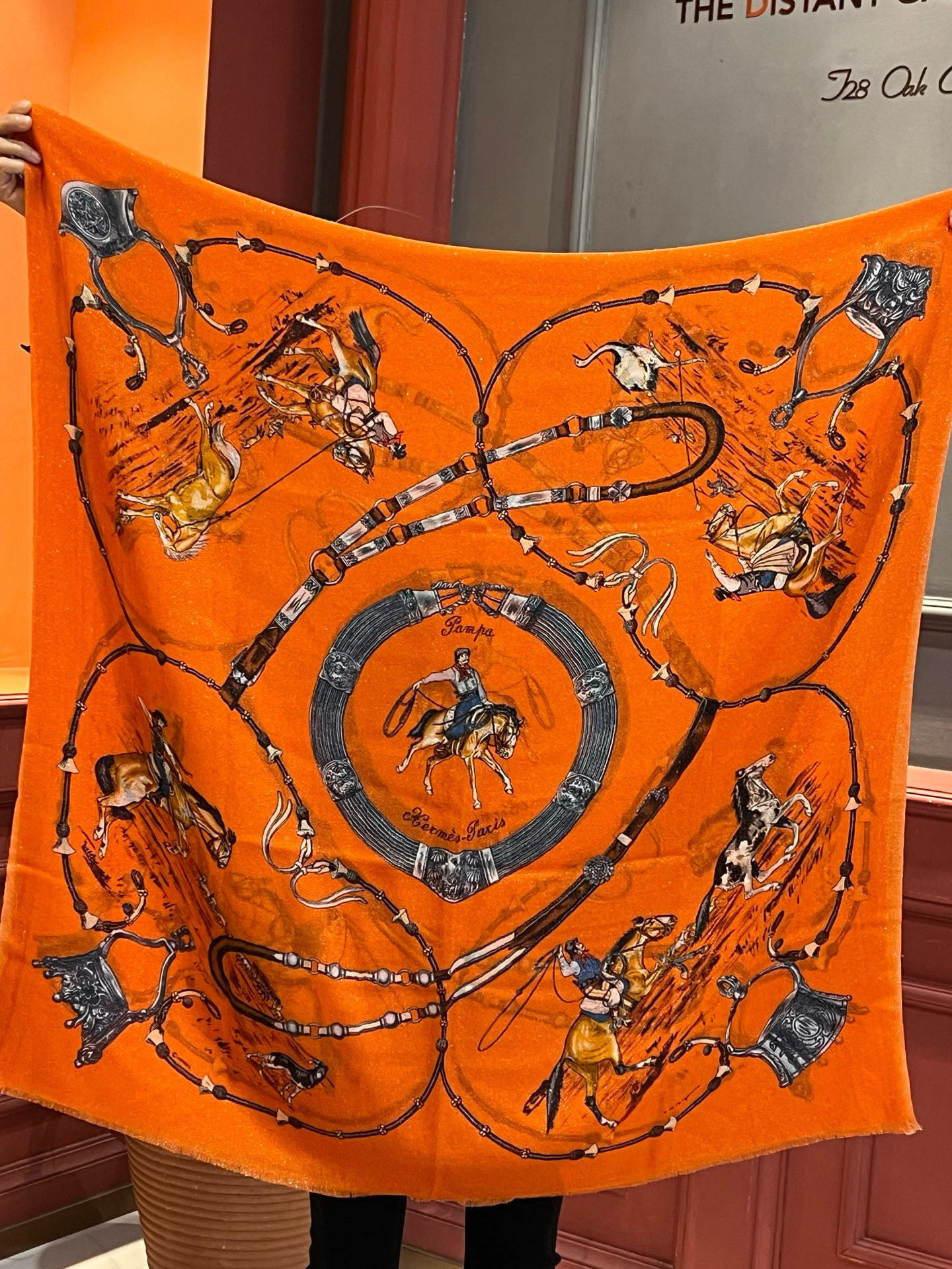 会发光发亮的围巾 新款🆕🏇🏇买了都说好看‼️推荐💕顶级工艺超值‼️爱马仕专柜爆款🎁💟立体呈现图案纹路实物