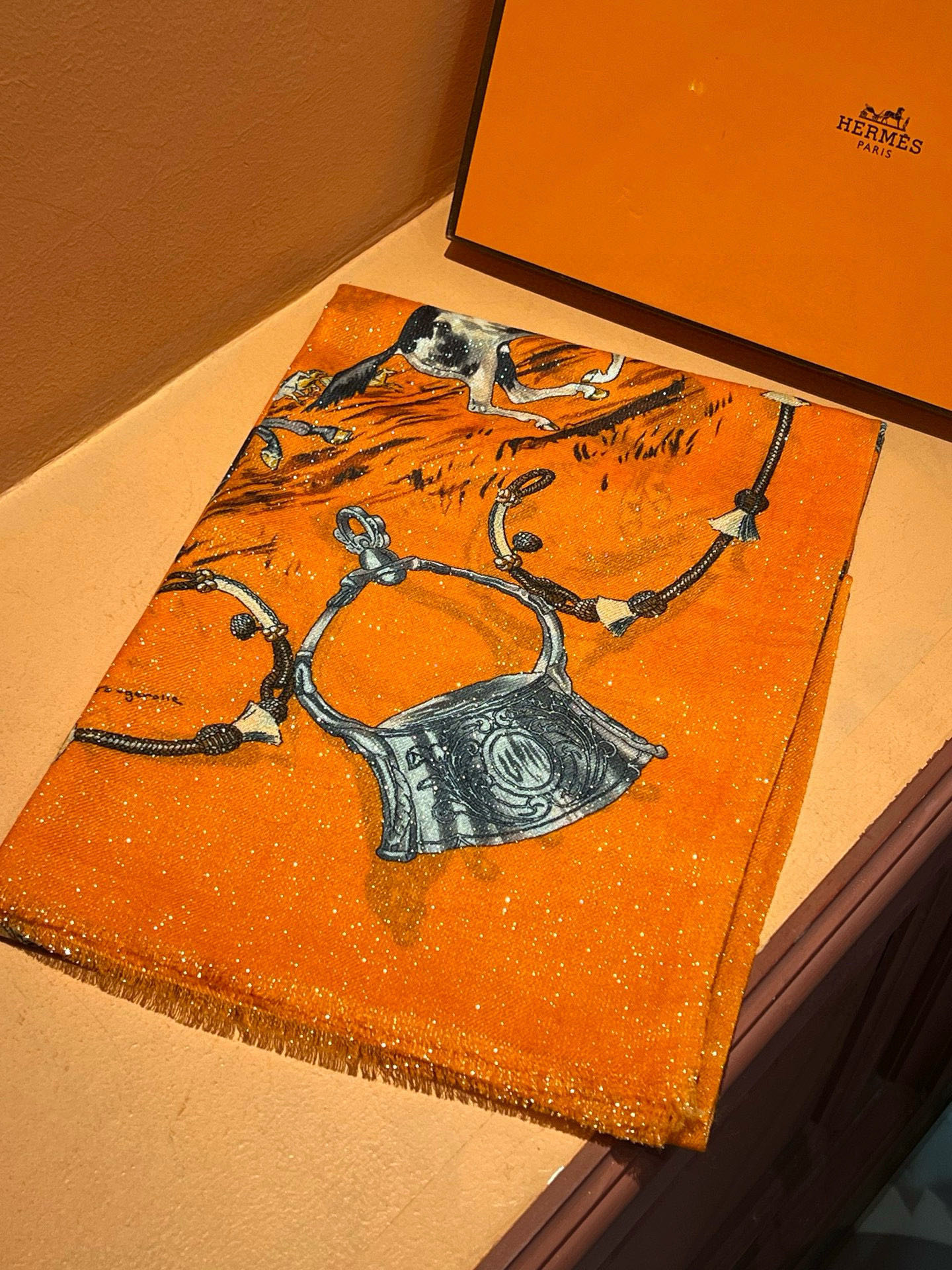 会发光发亮的围巾 新款🆕🏇🏇买了都说好看‼️推荐💕顶级工艺超值‼️爱马仕专柜爆款🎁💟立体呈现图案纹路实物