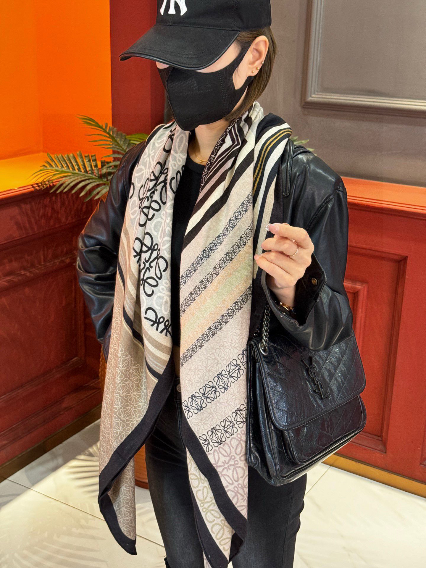 高定版 【上新❤️ Loewe罗意威专柜新款，高级又不撞款的好东西！！！】能力范围能带给大家最好的品质，