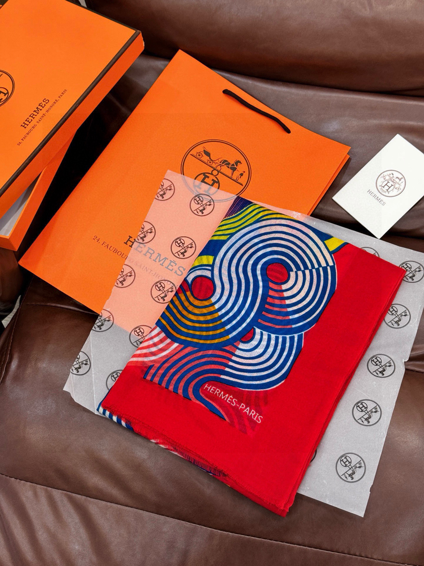 新款🆕🏇🏇买了都说好看‼️推荐💕顶级工艺超值‼️爱马仕专柜爆款🎁💟立体呈现图案纹路实物档次极高👍👍特殊工