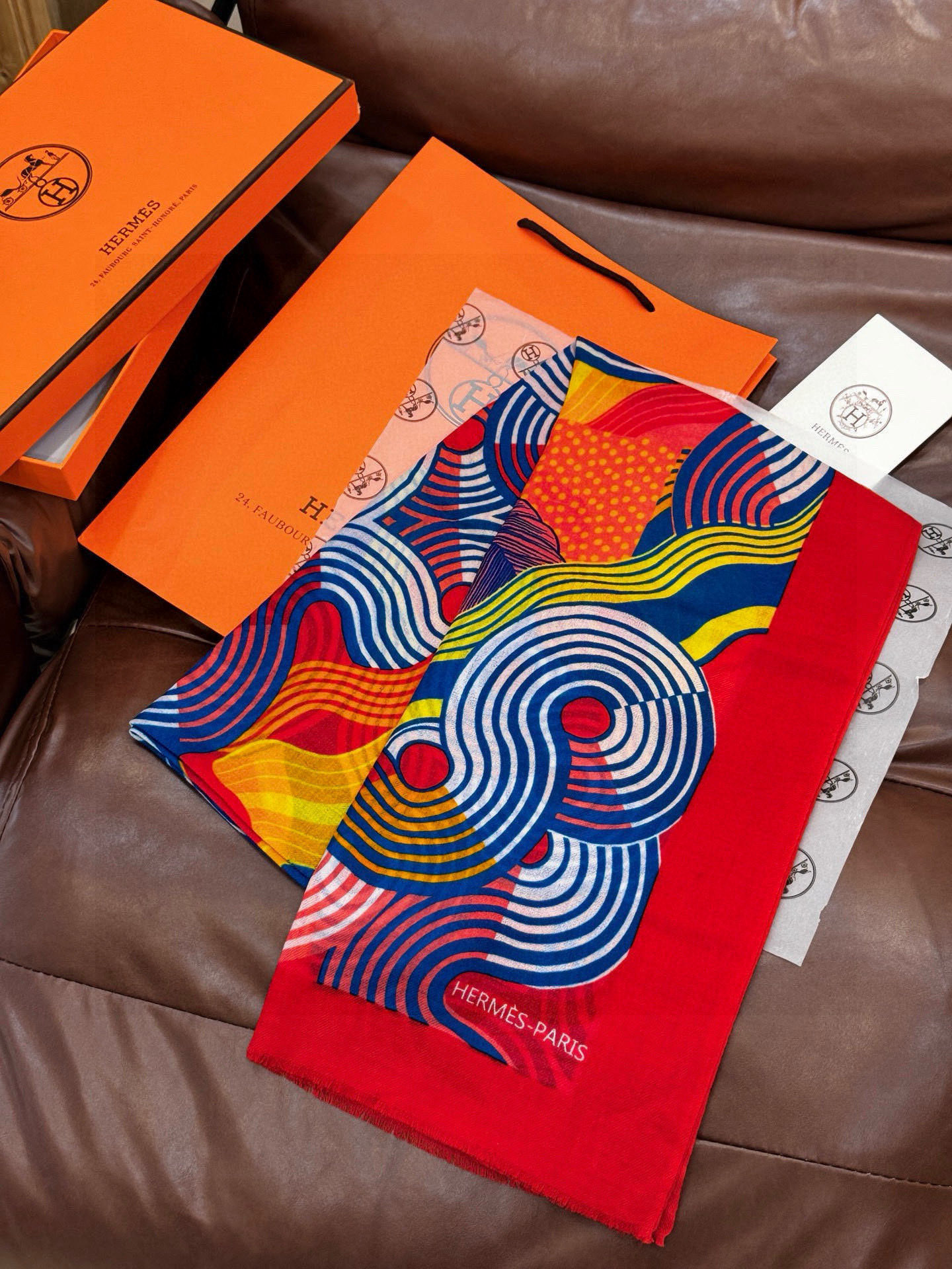 新款🆕🏇🏇买了都说好看‼️推荐💕顶级工艺超值‼️爱马仕专柜爆款🎁💟立体呈现图案纹路实物档次极高👍👍特殊工