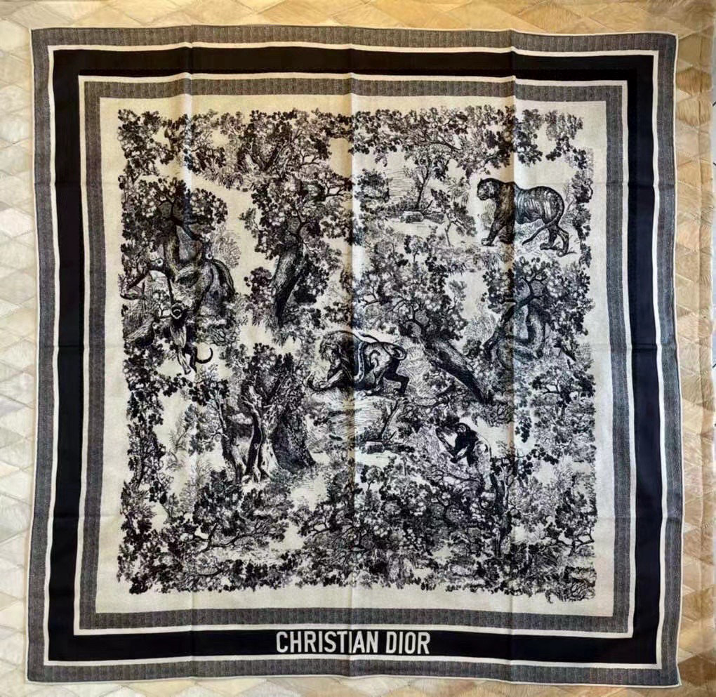 Dior ❤【️巴黎地图】黄金尺寸110*110双面同色丝绒方巾 不爱140繁复尺寸的姐妹可以选择110