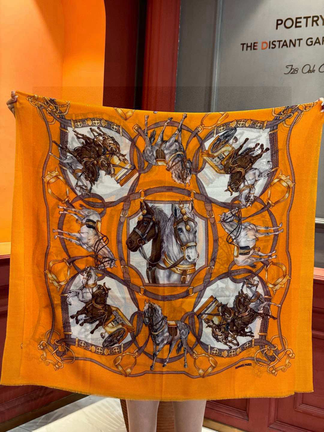 会发光发亮的围巾 新款🆕🏇🏇买了都说好看‼️推荐💕顶级工艺超值‼️爱马仕专柜爆款🎁💟立体呈现图案纹路实物