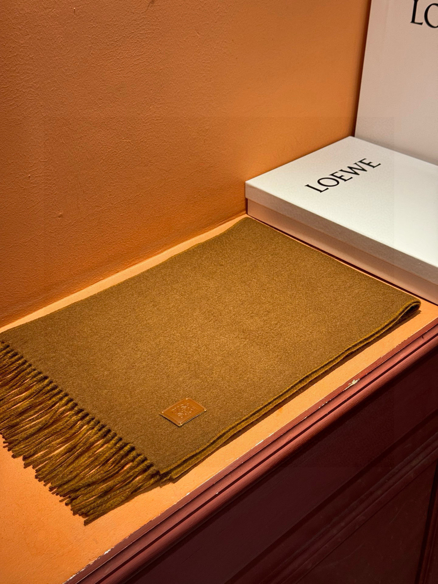 ✨✨太美了😍罗意威 情侣款 美到要尖叫😱专柜最新款🎊英伦欧美范儿 又是一款即时尚又实用的大围巾&长巾，🎆