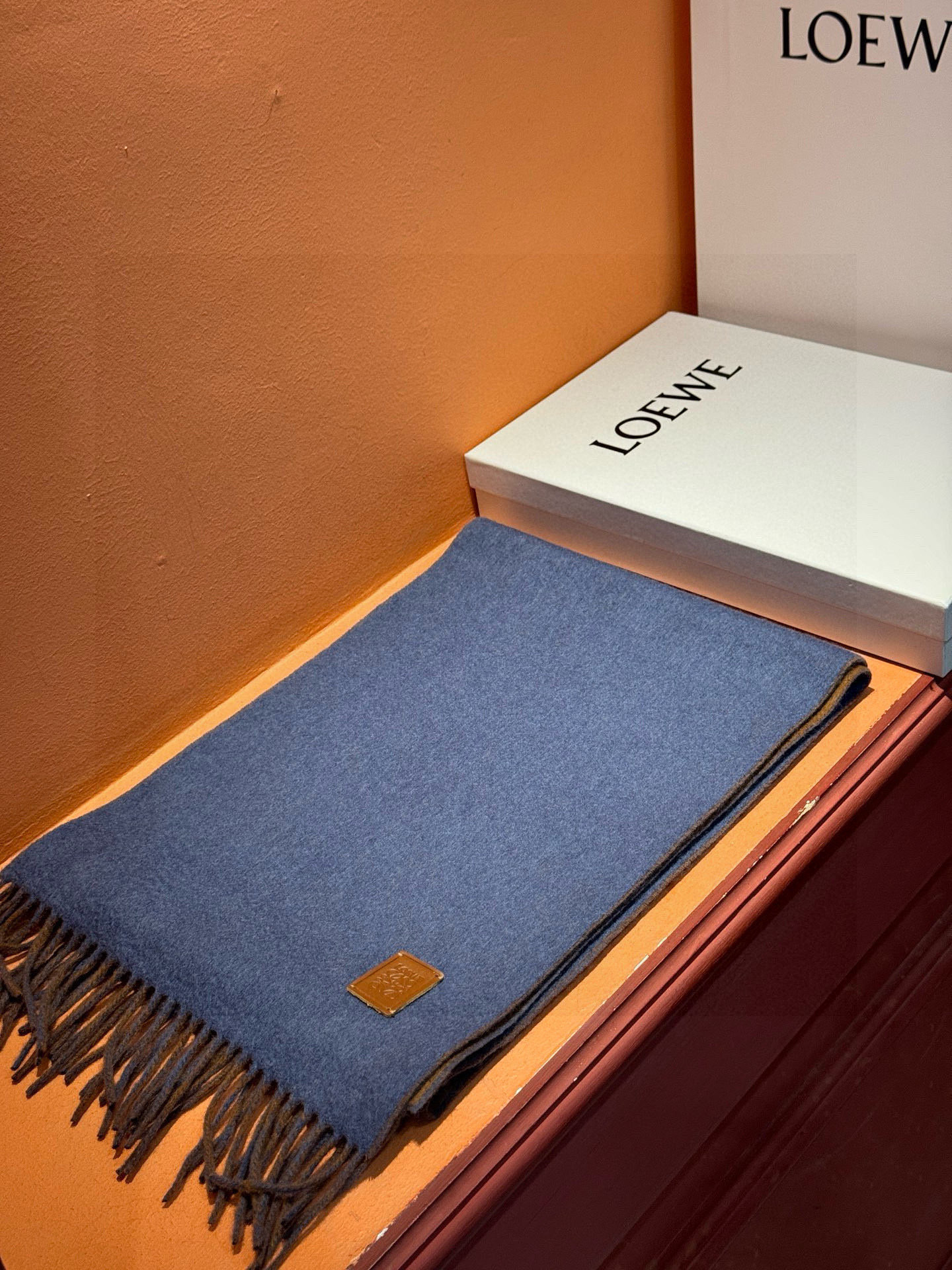 ✨✨太美了😍罗意威 情侣款 美到要尖叫😱专柜最新款🎊英伦欧美范儿 又是一款即时尚又实用的大围巾&长巾，🎆