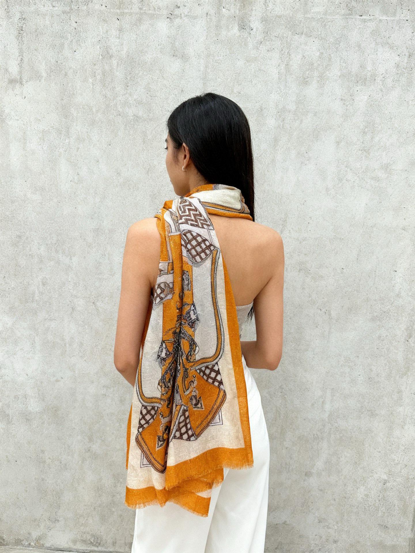 会发光发亮的围巾 羊绒新款🆕👏买了都说好看‼️推荐💕爱马仕羊绒方巾，顶级工艺超值‼️爱马仕专柜爆款🎁💟立