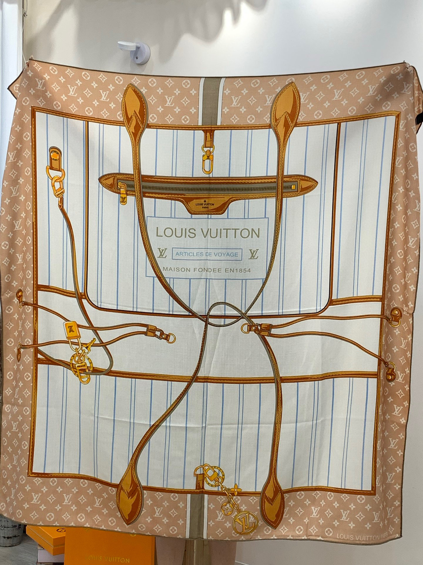 MY NEVERFULL 140丝绒方巾【140顶级丝绒双面同色】My Neverfull 丝绒方巾回溯