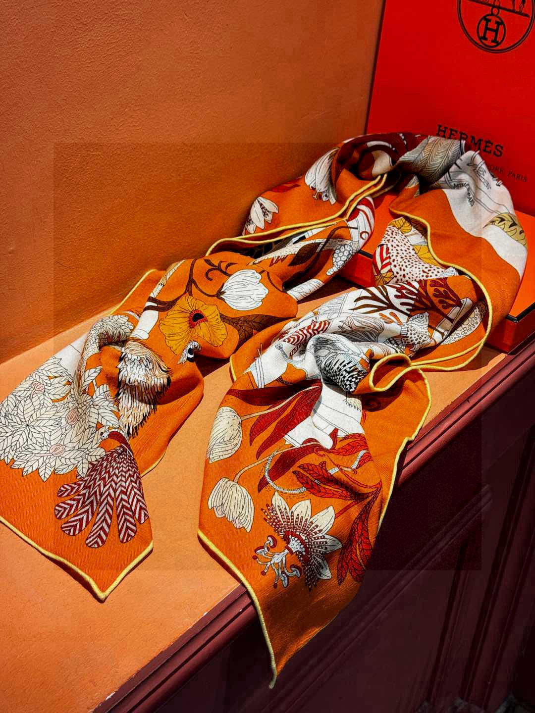 羊绒新款🆕👏买了都说好看‼️推荐💕爱马仕双面同色羊绒方巾，【奇珍乐园双面同色140】顶级工艺超值‼️爱马