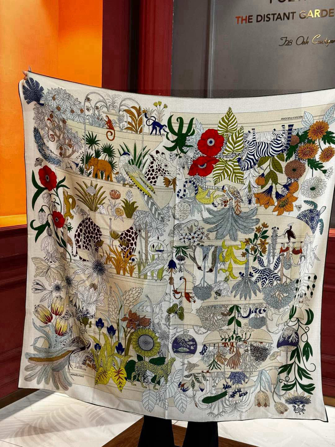 羊绒新款🆕👏买了都说好看‼️推荐💕爱马仕双面同色羊绒方巾，【奇珍乐园双面同色140】顶级工艺超值‼️爱马