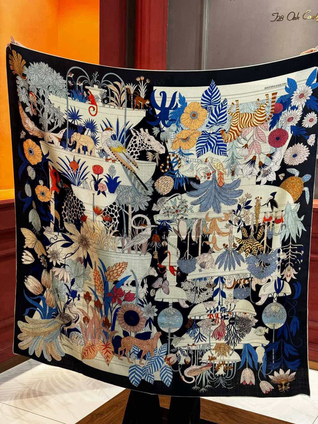 羊绒新款🆕👏买了都说好看‼️推荐💕爱马仕双面同色羊绒方巾，【奇珍乐园双面同色140】顶级工艺超值‼️爱马