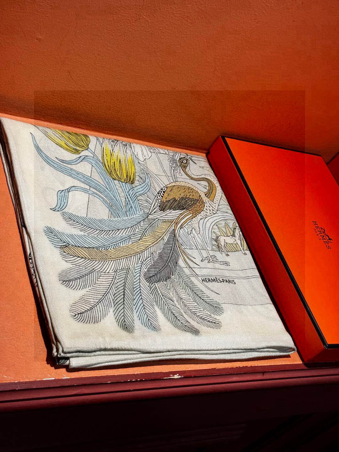 羊绒新款🆕👏买了都说好看‼️推荐💕爱马仕双面同色羊绒方巾，【奇珍乐园双面同色140】顶级工艺超值‼️爱马