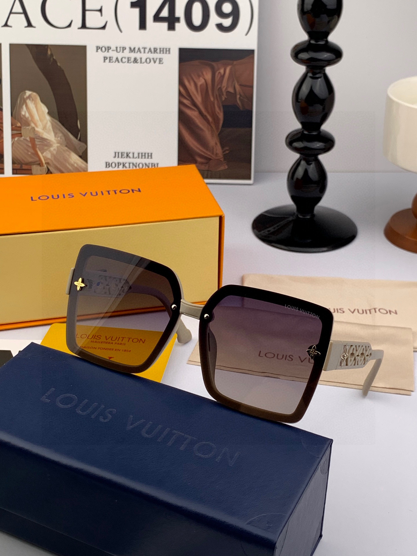 LV 太阳镜潮品官网模特同款 [玫瑰][玫瑰]四叶草🍀精致个性设计简约时尚 高品质值得拥有绝对潮爆整个夏