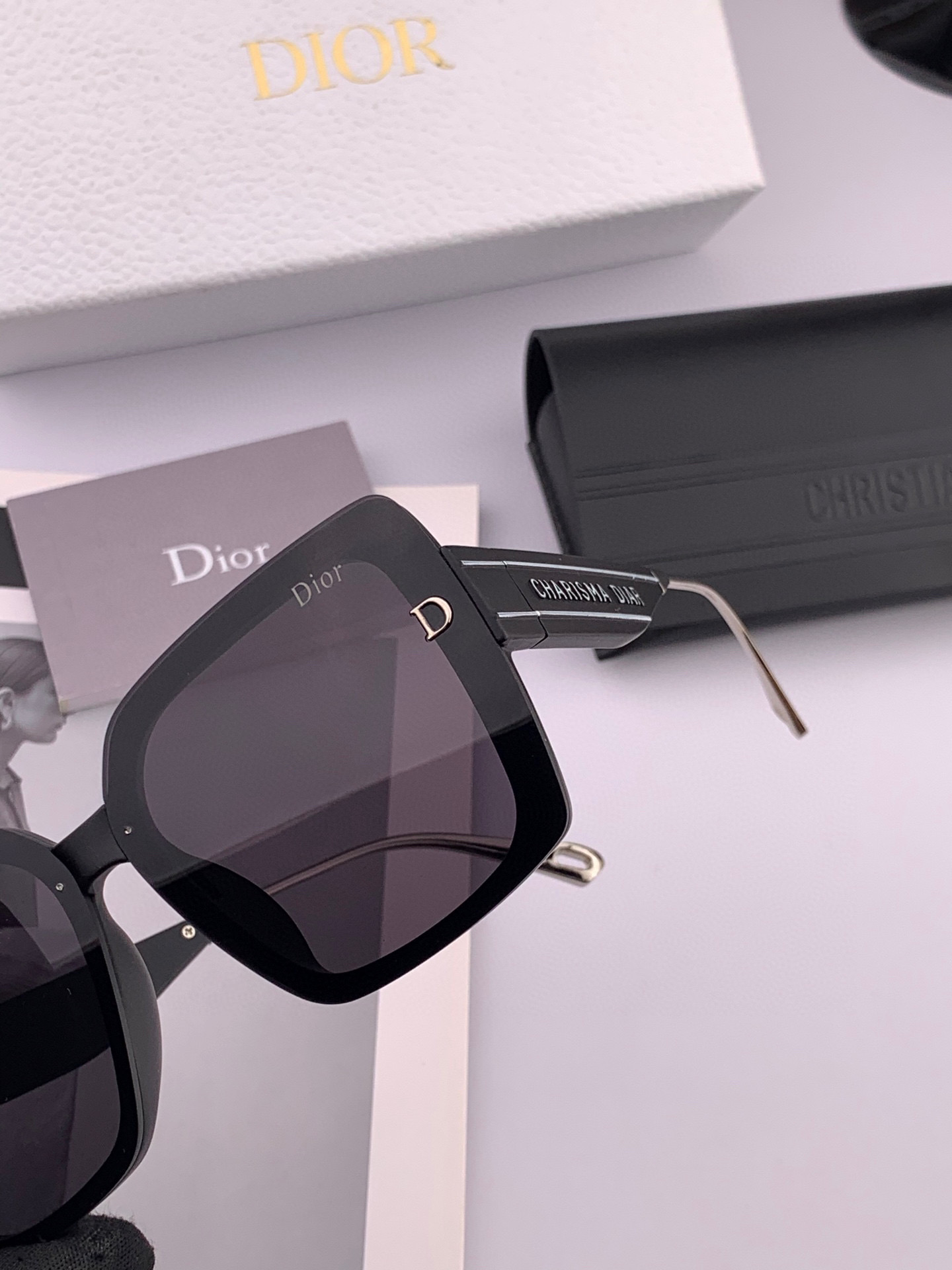 🔺 【DIOR-迪奥】2025开春新款 潮流爆款 时尚方框太阳镜 高品质 佩戴舒适 网红潮款墨镜 女士高