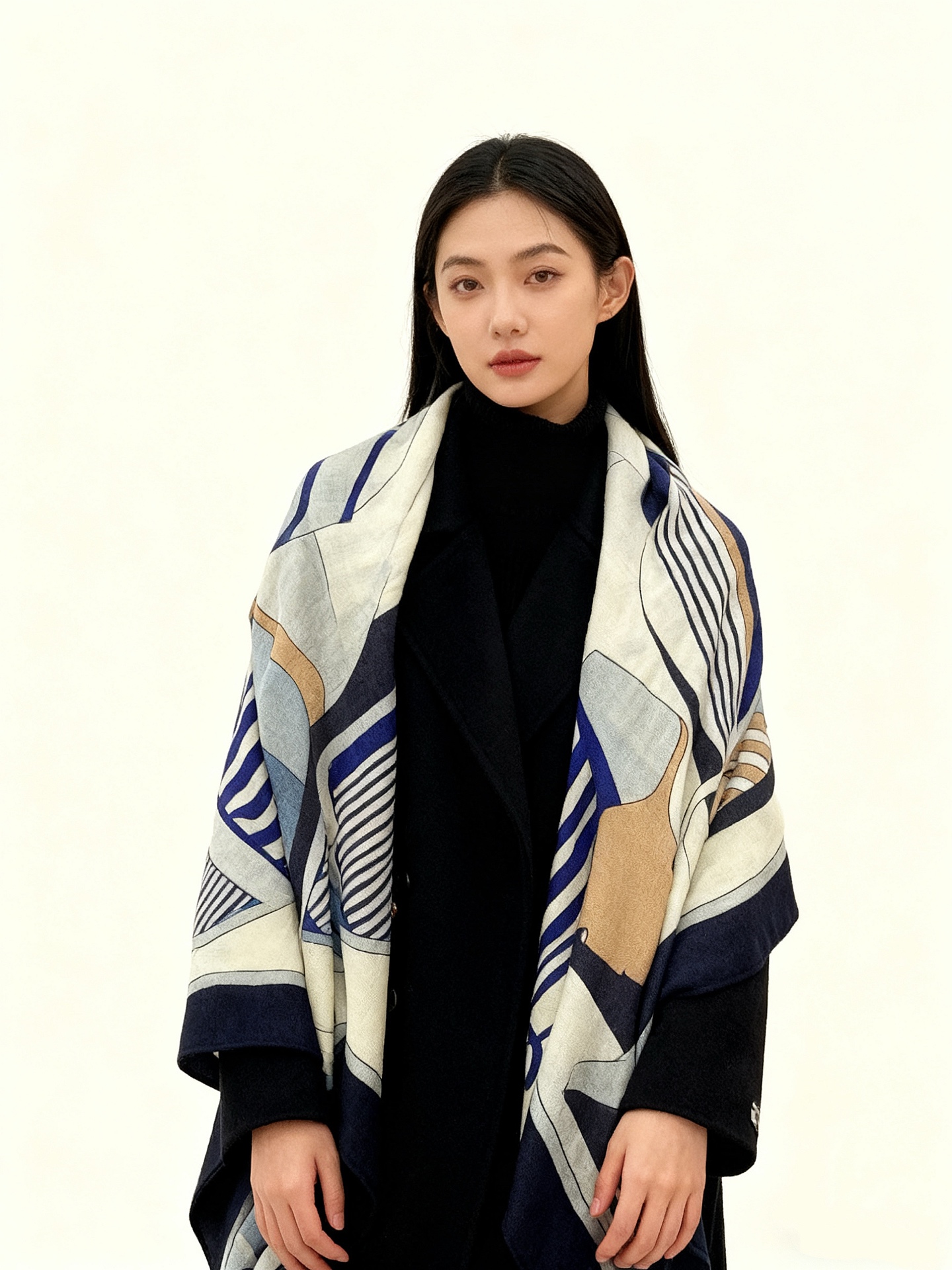 NO:642769,New for early autumn 2025 [Double-sided velvet square scarf of the same color] Hand-rolled cashmere and silk blended shawl (70% cashmere, 30% mulberry silk) This shawl is made of classic cashmere and silk blended fabric, soft and light, easy to wear. A must-have for air-conditioned rooms!  Ideal for colder days or cooler nights. Dimensions 140x 140 cm | Due to the hand-rolled edges of this shawl, the dimensions may vary slightly from the stated size. High version scarf, high version scarf, real silk, shawls198609092025年早秋上新【双面同色丝绒方巾】手工卷边山羊绒和真丝混纺披肩（70山羊绒,30桑蚕丝） 这款披肩采用经典山羊绒和真丝混纺面料,柔软轻盈,佩戴方便.空调房必备！寒冷时分或微凉夜间的理想之选. 尺寸140x 140厘米 | 由于这款披肩采用手工卷边,与标示的尺寸或会略有不同 高版本围巾,高版本围巾,real silk,shawls,scarf