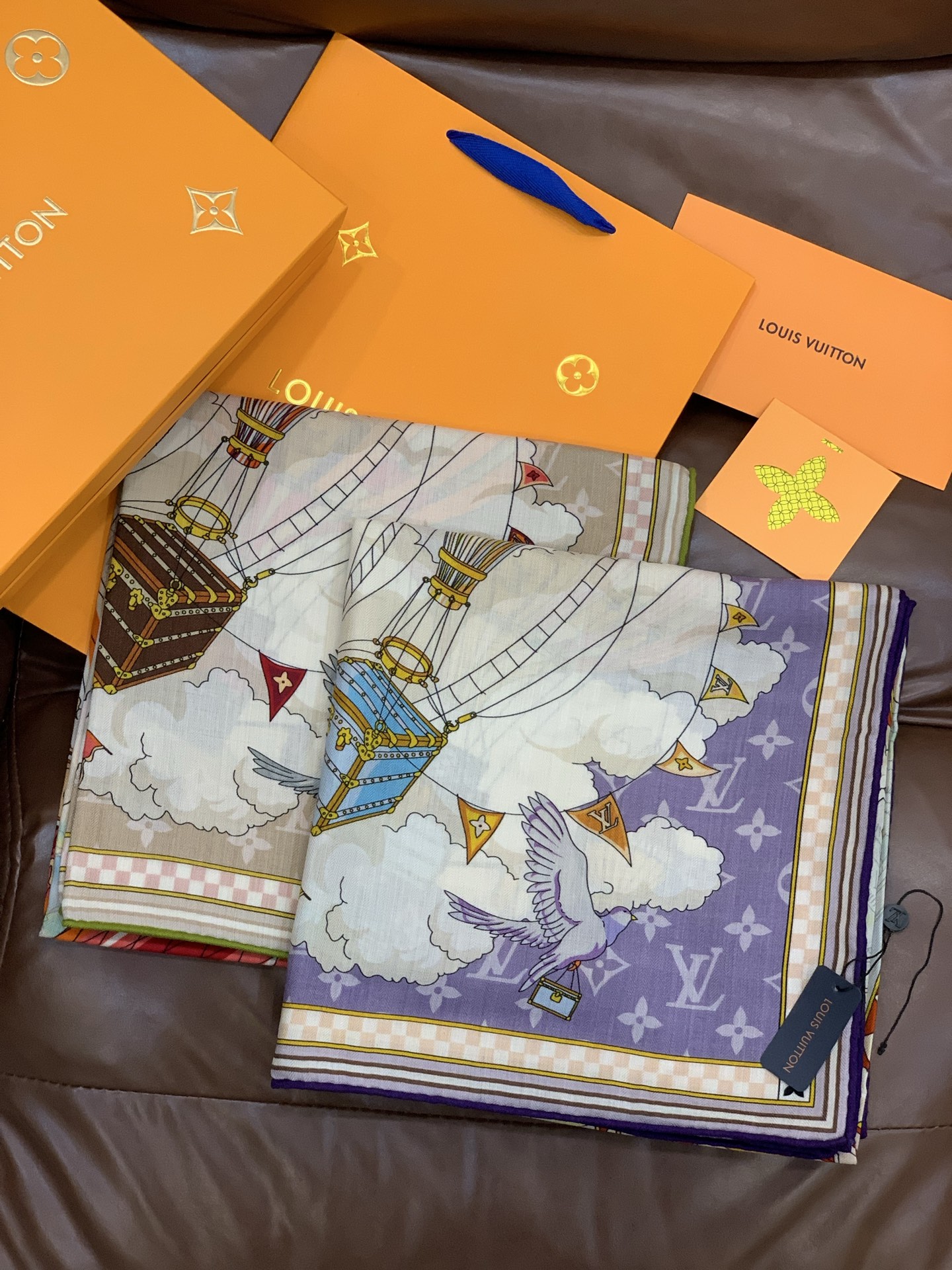 LV x TM 140披肩【140顶级丝绒双面同色披肩】本款LVxTMMonogram Multicol