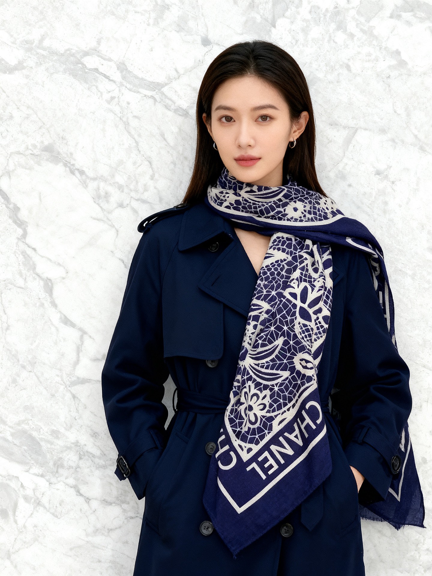 2025秋冬高级成衣系列～Chanel 【140双面同色丝绒披肩】此系列谱写一曲自由轻灵的赞歌本系列作品