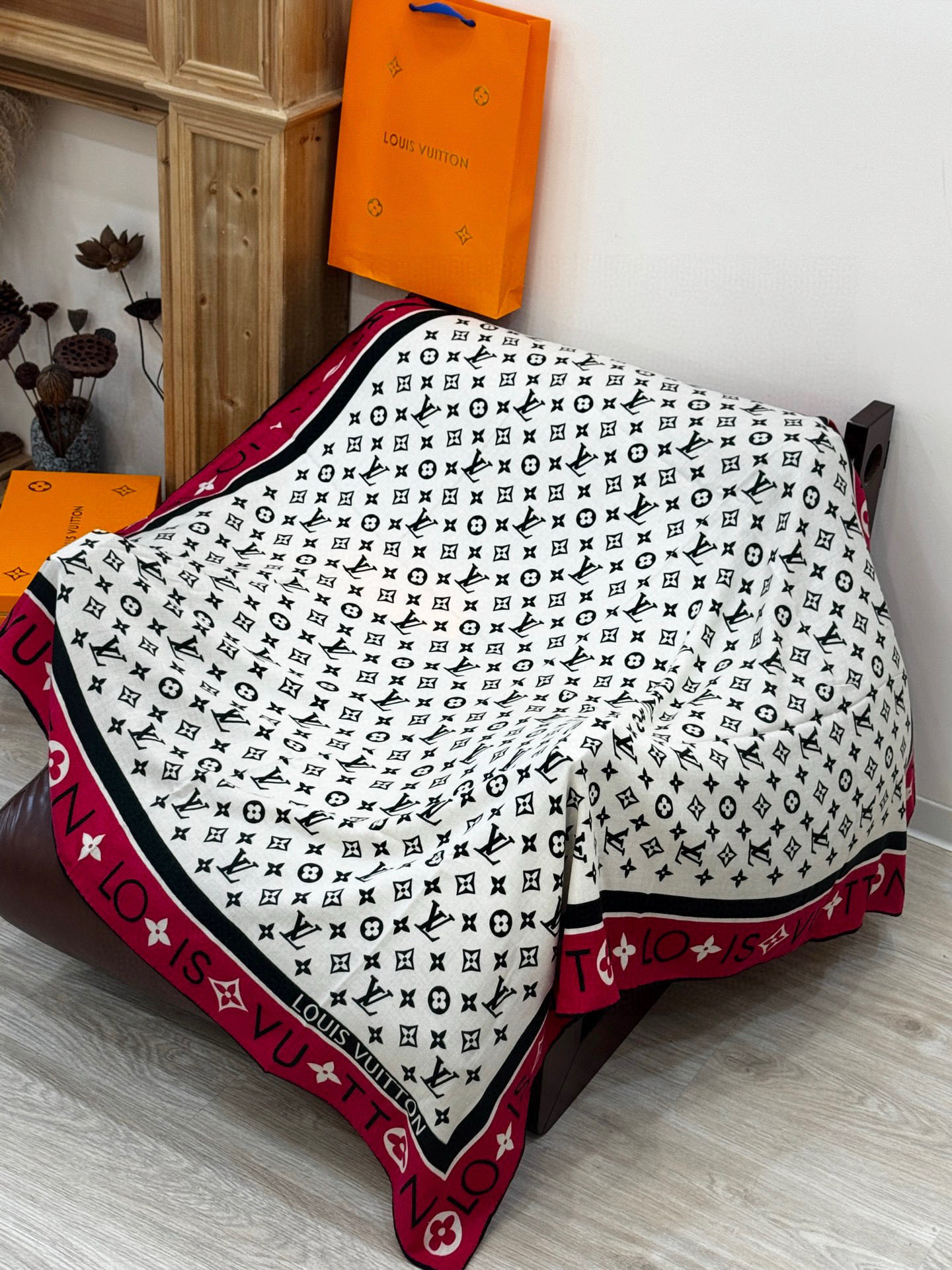 MONOGRAM INFINITY 140丝绒方巾【140顶级丝绒双面同色】Monogram Infin