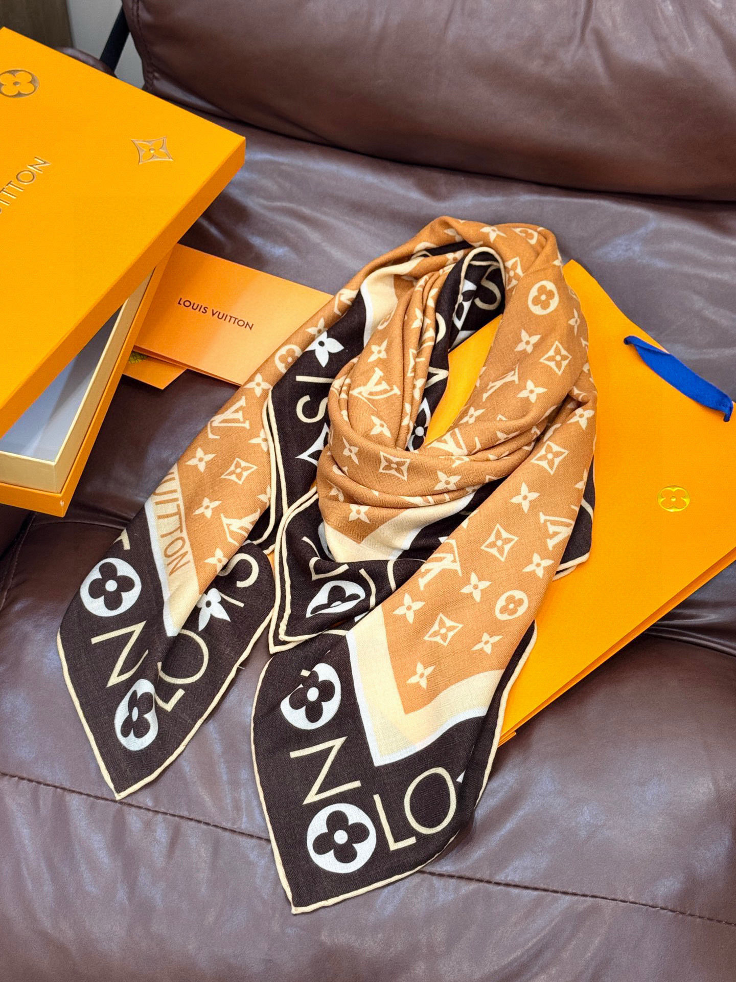 MONOGRAM INFINITY 140丝绒方巾【140顶级丝绒双面同色】Monogram Infin