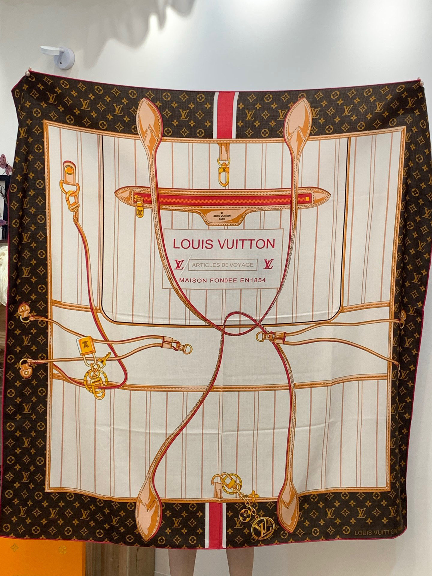 MY NEVERFULL 140丝绒方巾【140顶级丝绒双面同色】My Neverfull 丝绒方巾回溯